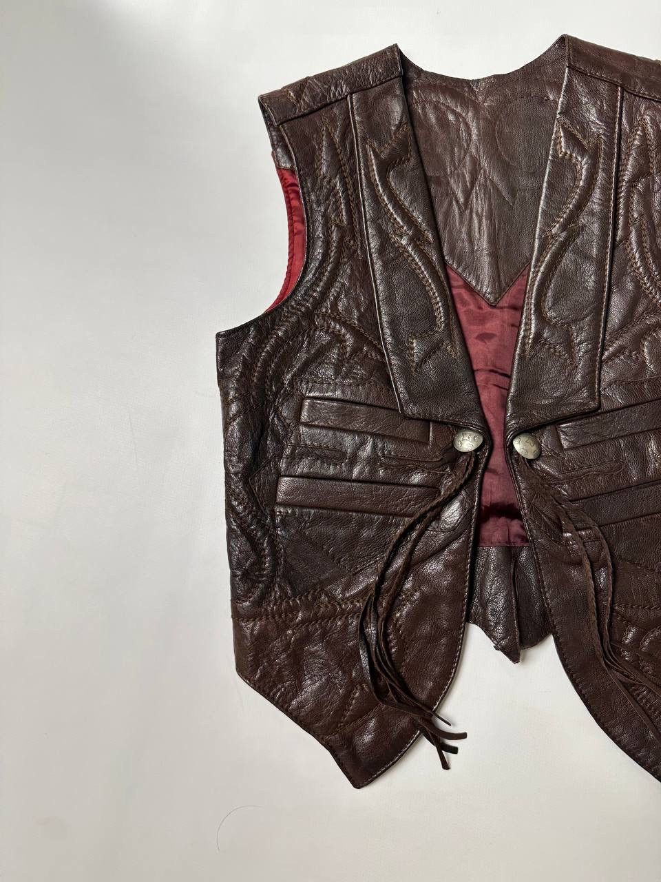 Cowboy Equipment 80s Cowboy Handmade Wester Leather Vest Mexico Vintage Spain Size S / US 4 / IT 40 - 12 Thumbnail