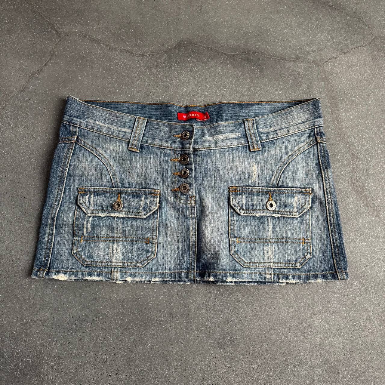 Japanese Brand Y2K Bondage Distressed Denim Mini Skirt Size 32" / US 10 / IT 46 - 1 Thumbnail
