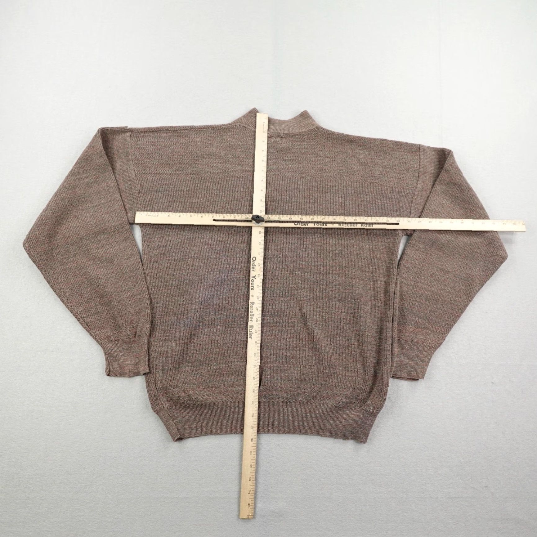 Vintage VINTAGE Cabela's Sweater Mens XL Brown Henley Ragg Pullover Knit Outdoors 90s Size US M / EU 48-50 / 2 - 5 Thumbnail