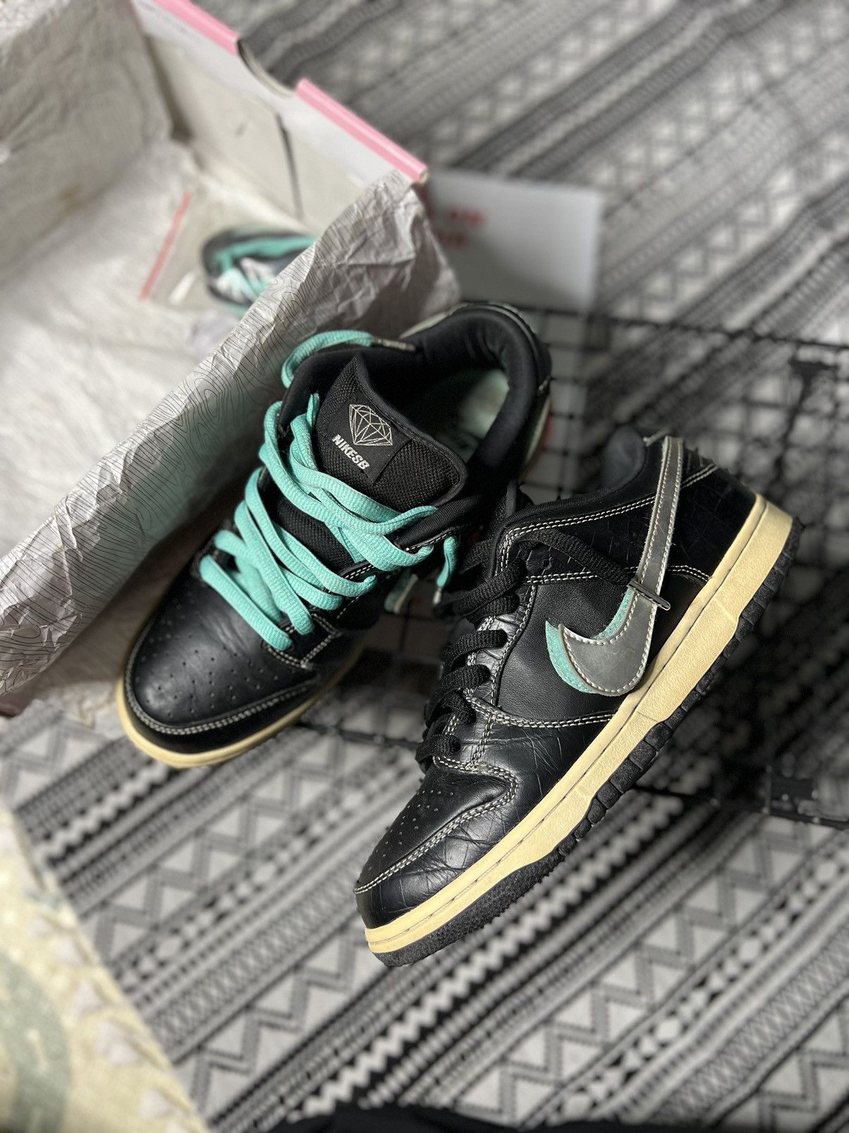 Diamond Supply Co. × Nike Nike Sb Dunk Low X Diamond Supply Size US 7.5 / EU 40-41 - 5 Thumbnail
