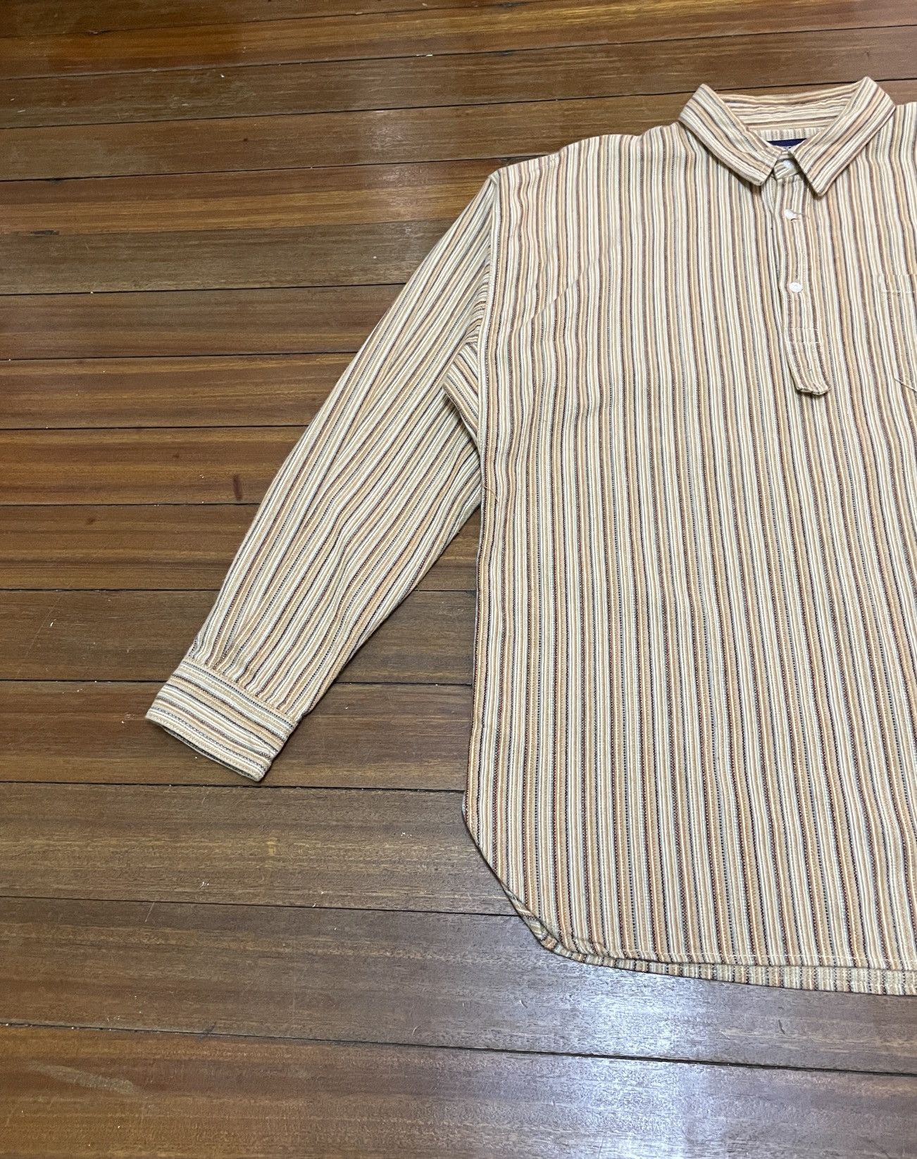 Japanese Brand Rare Vintage Japanese Brand Nepenthes Pullover Shirt 1990s Size US L / EU 52-54 / 3 - 5 Thumbnail