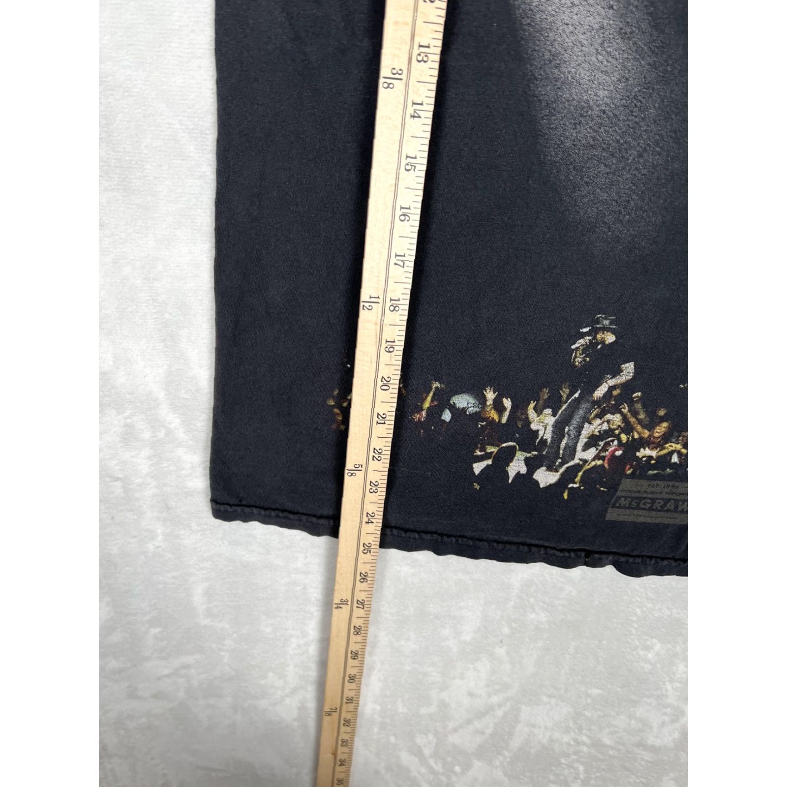 Vintage VINTAGE Tim McGraw T-Shirt Mens Small Black Year Of McGraw Tour Concert Tee Size US S / EU 44-46 / 1 - 7 Thumbnail
