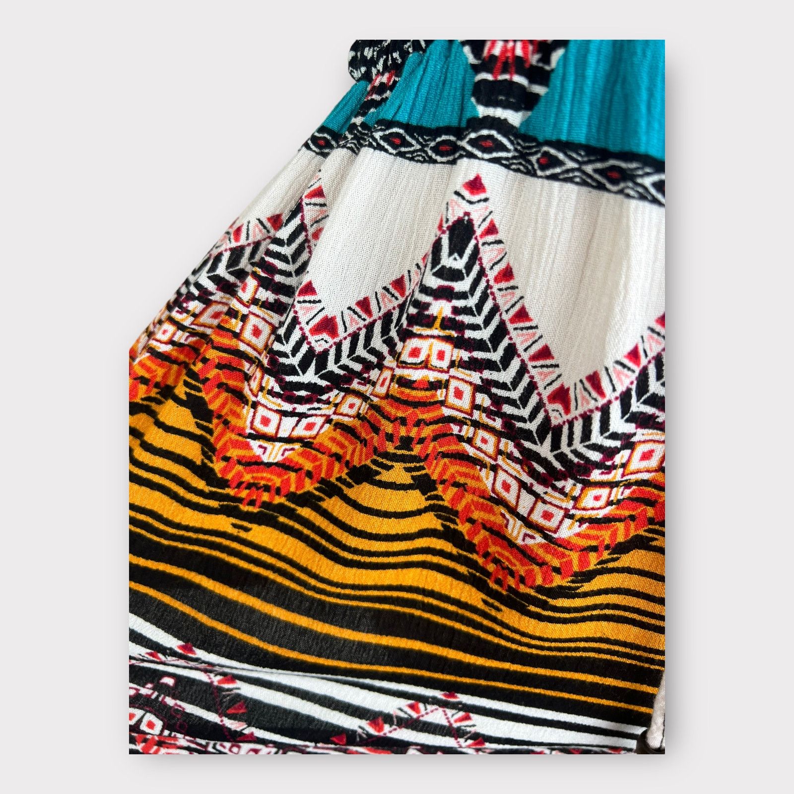 Target Basics Xhilaration | Tribal Aztec Boho Romper | Medium Size 30" / US 8 / IT 44 - 5 Thumbnail