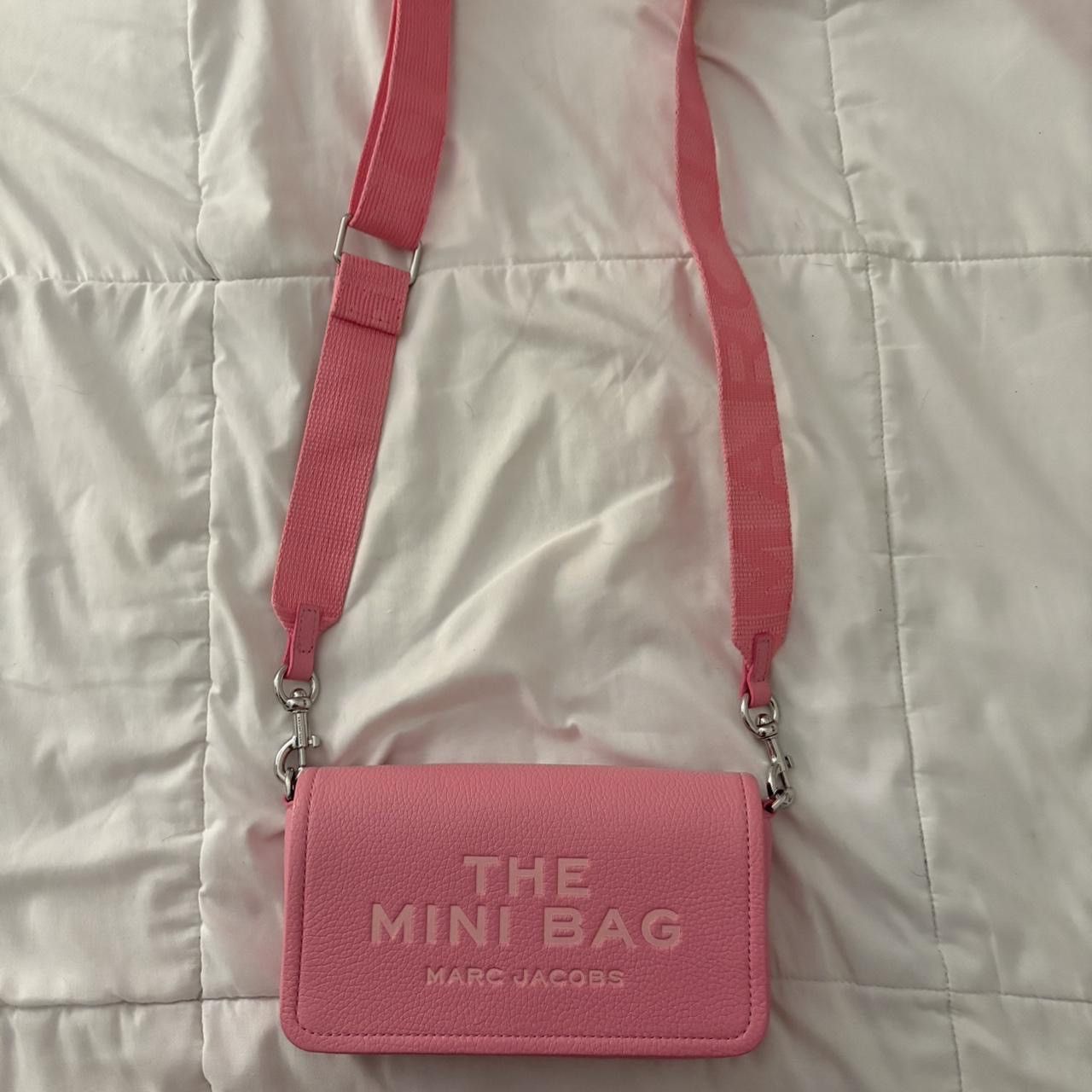 Marc Jacobs Marc Jacobs pink mini bag #pink #purse #silverhardwear Size ONE SIZE - 2 Thumbnail