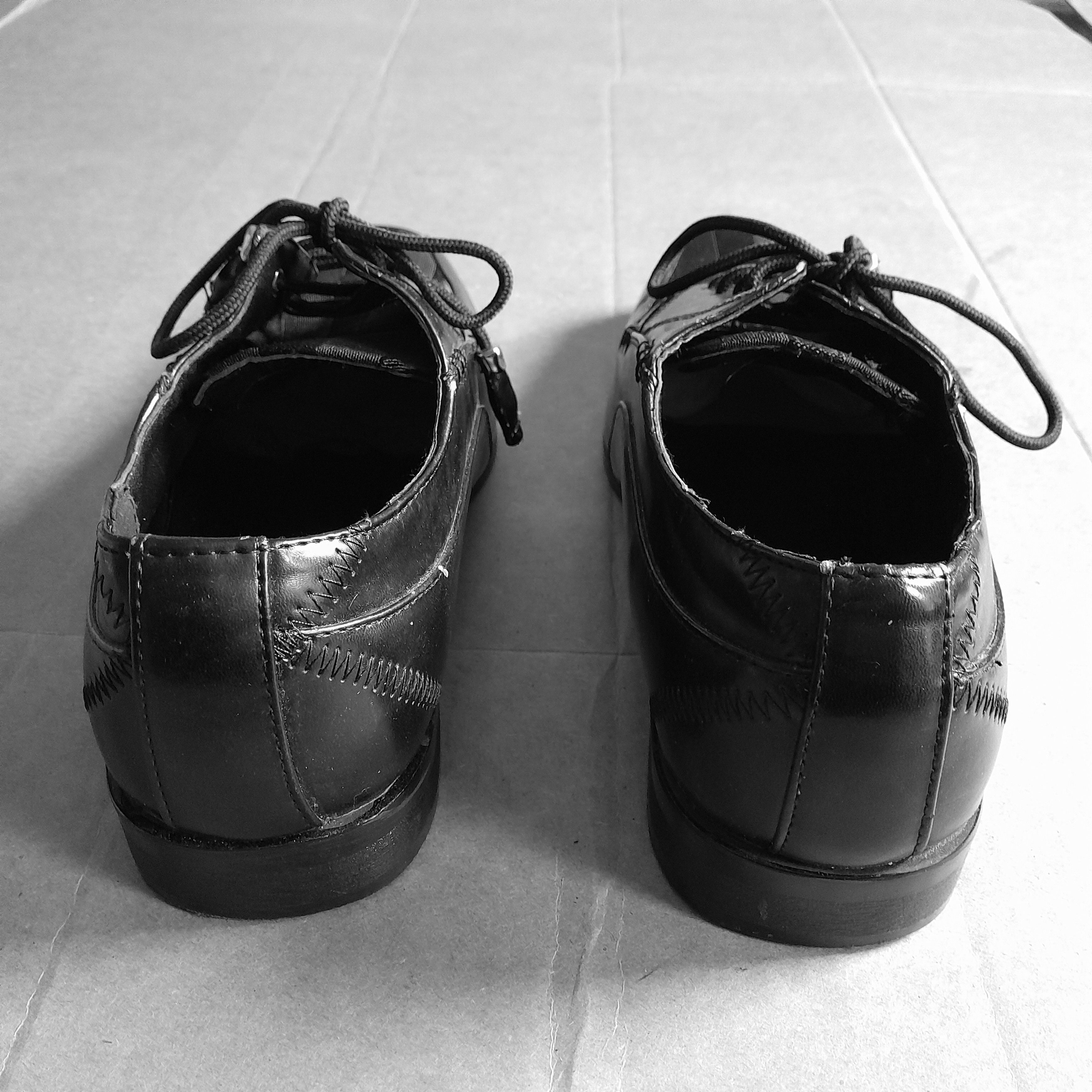 Other Expressions by RC 4925 Men’s Oxford Dress Shoes Size US 11 / EU 44 - 2 Thumbnail