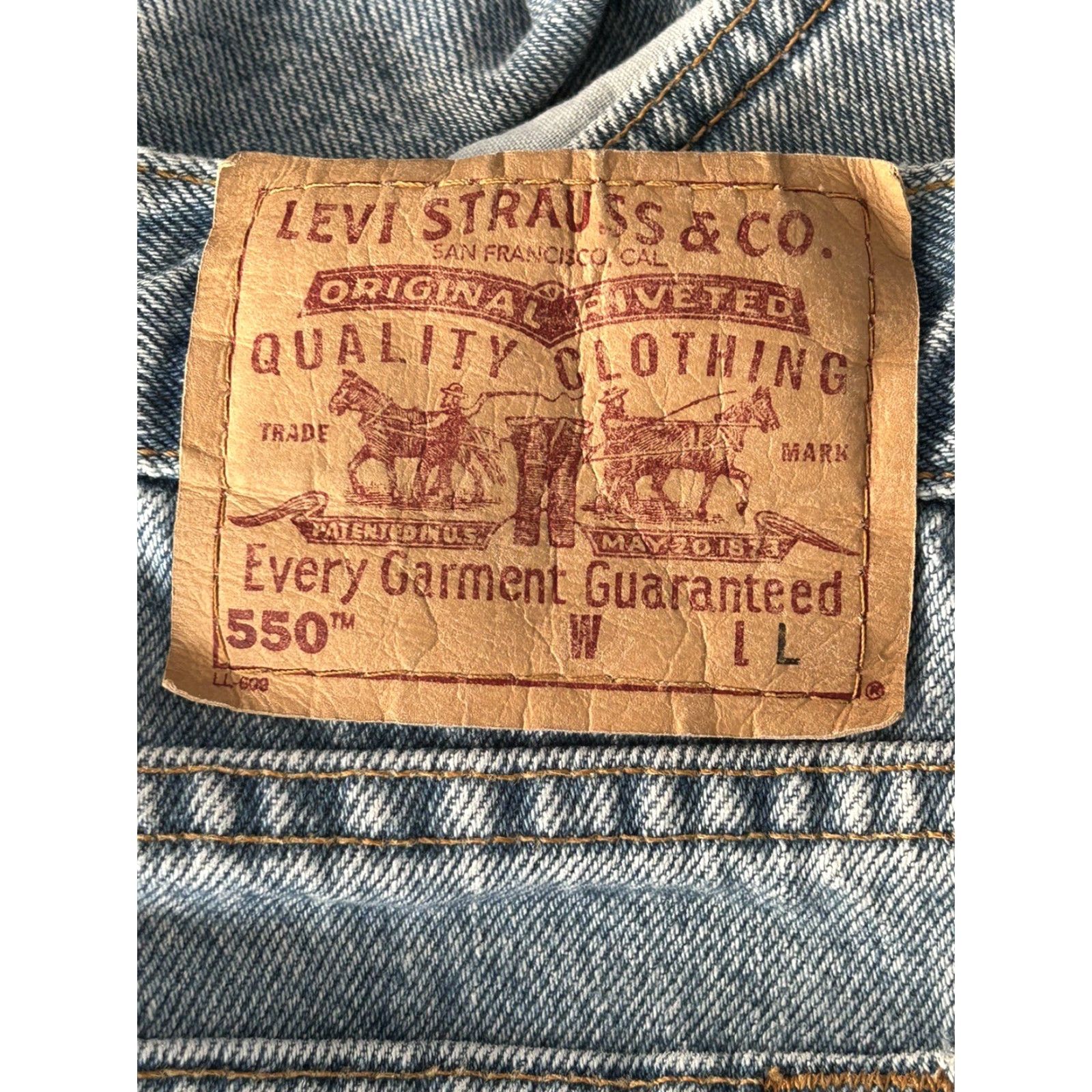 Levi's Levis 550 Relaxed Fit Tapered Leg Womens Medium Wash Blue Denim Jeans sz 24W Size 42" / US 20 - 8 Thumbnail
