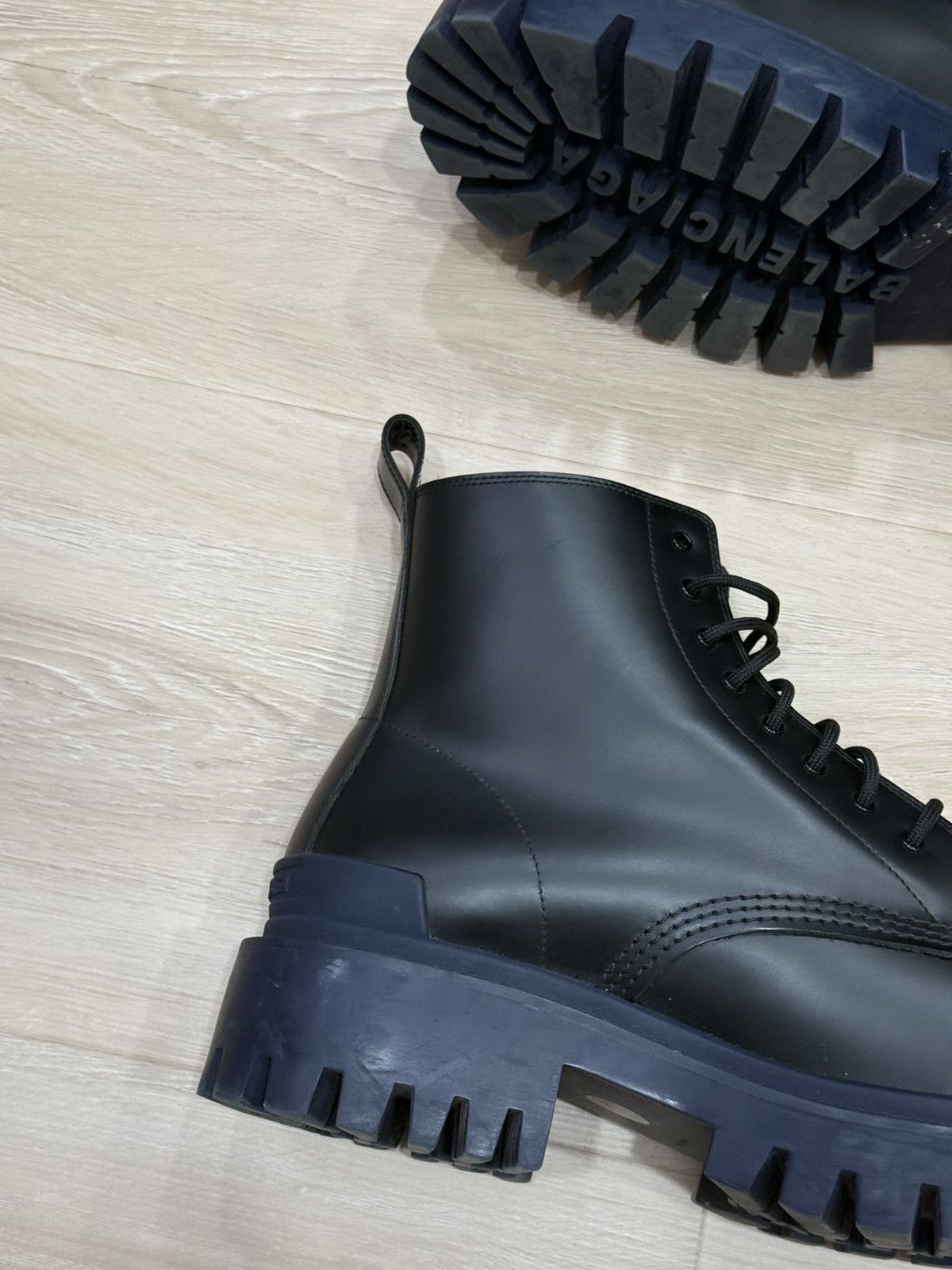 Balenciaga Balenciaga Strike Boots Size US 11 / EU 44 - 12 Thumbnail