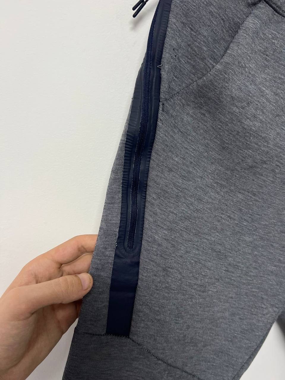 Nike Nike Tech Fleece Pants Gray Joggers Swoosh Activewear Small Size US 30 / EU 46 - 11 Thumbnail