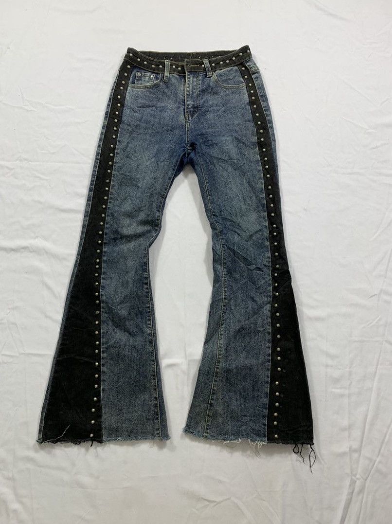 20471120 Y2k Distressed Super Flare Denim Pants Ifsix lgb style Size US 29 - 1 Thumbnail