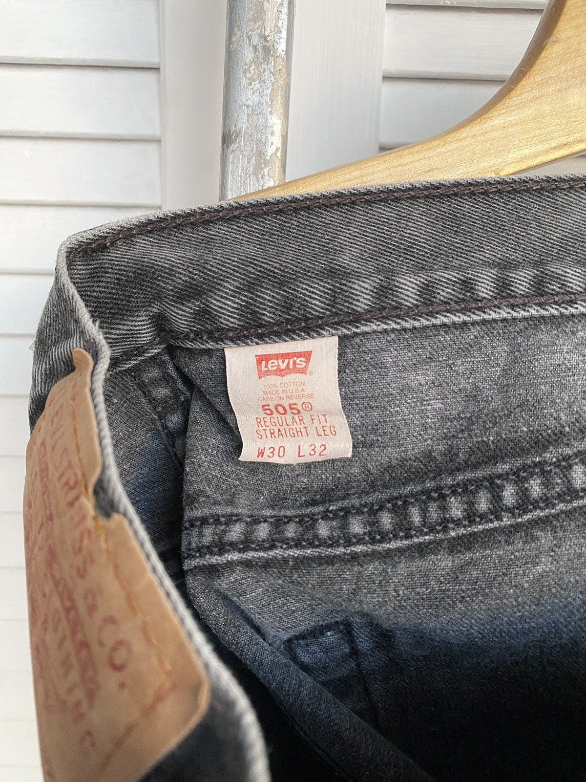 Levi's × Vintage Vintage Levi’s 504 Grey Graphite Wash Denim Jeans Pants USA Size US 30 / EU 46 - 9 Thumbnail