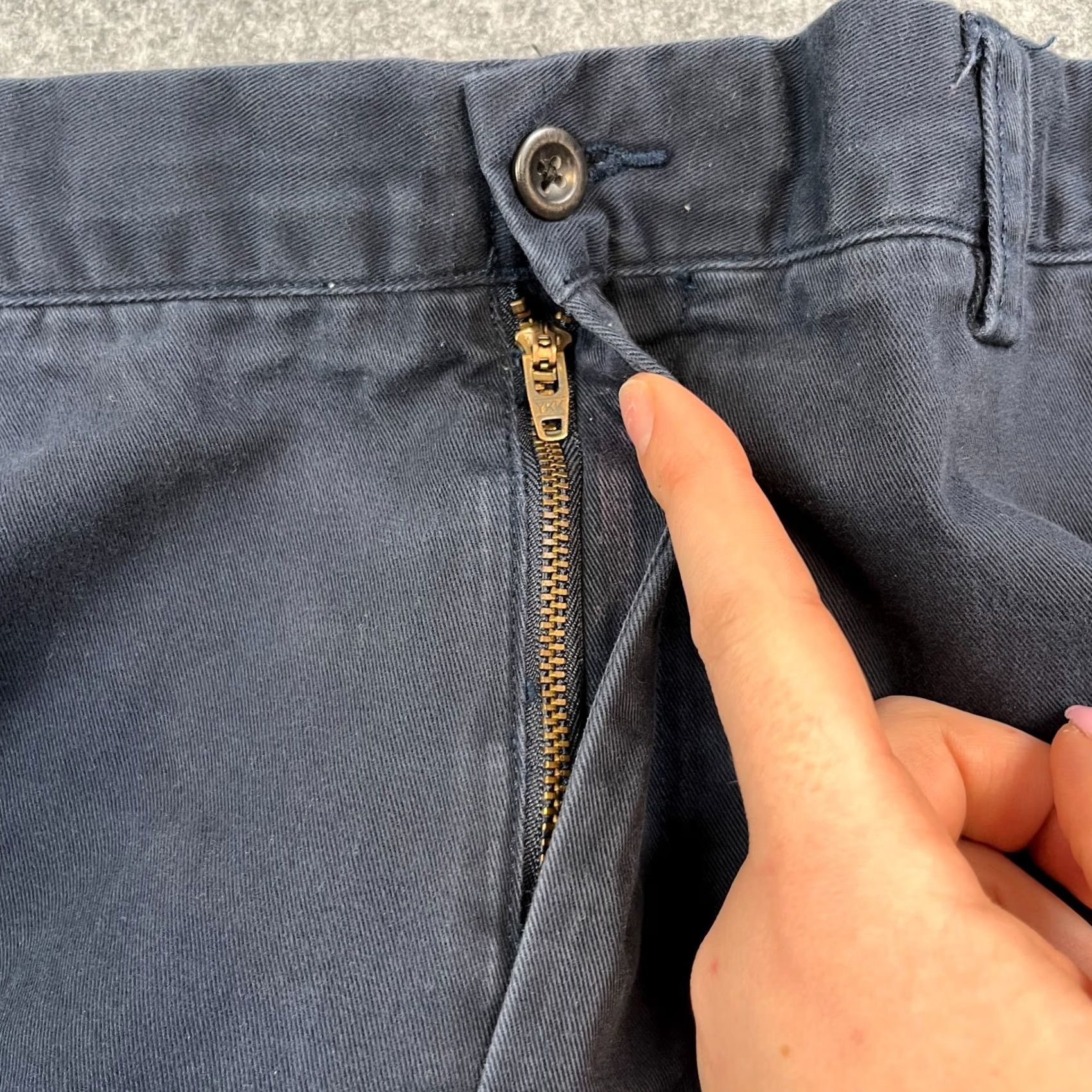 Polo Ralph Lauren VINTAGE Polo Ralph Lauren Chino Trousers Mens Navy Blue 38 Regular 5-Pocket Front Flat Front Tapered Cotton Canvas Pants Size US M / EU 48-50 / 2 - 7 Thumbnail