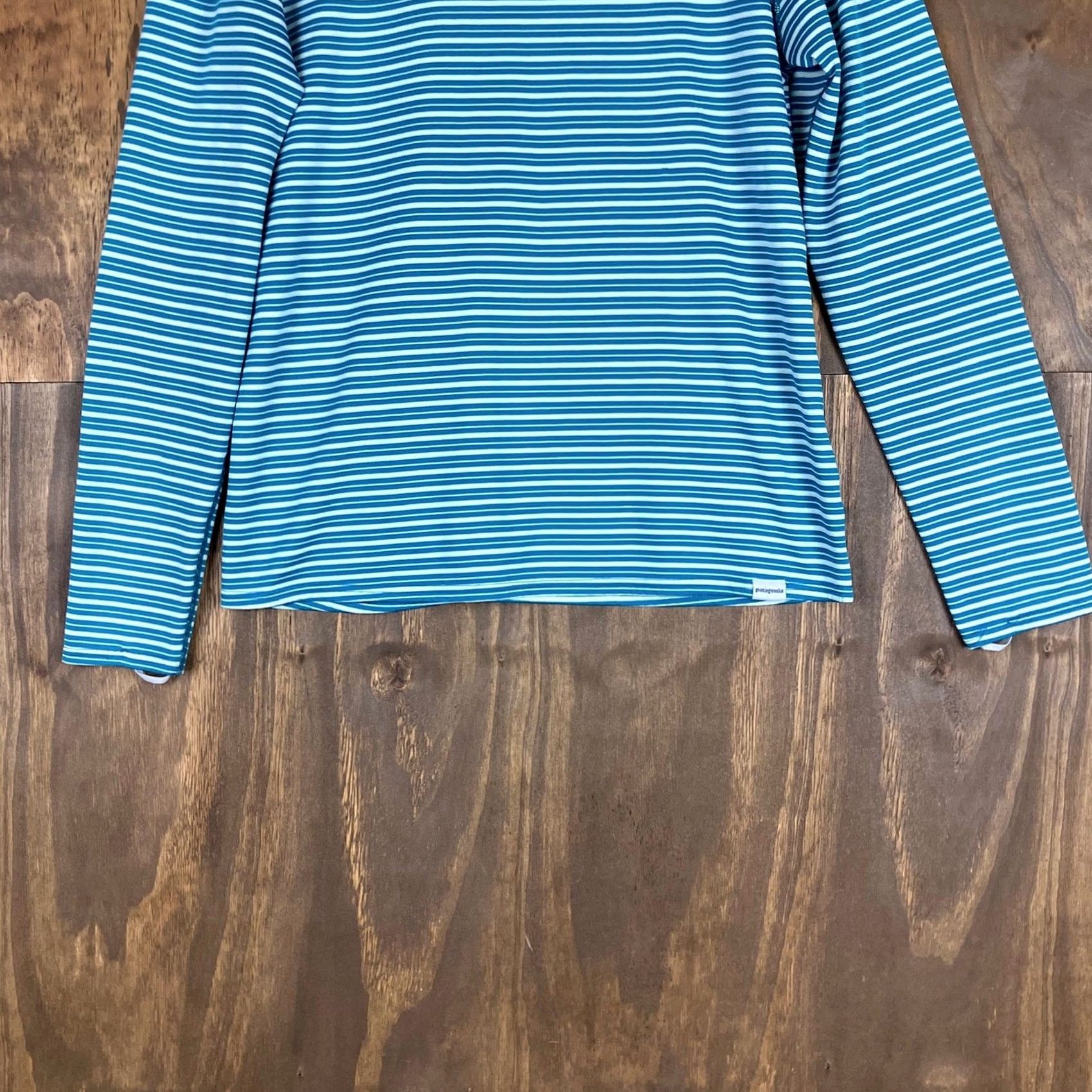 Patagonia Patagonia Shirt Womens Green Capilene Long Sleeve Midweight Baselayer Outdoor L Size L / US 10 / IT 46 - 3 Thumbnail