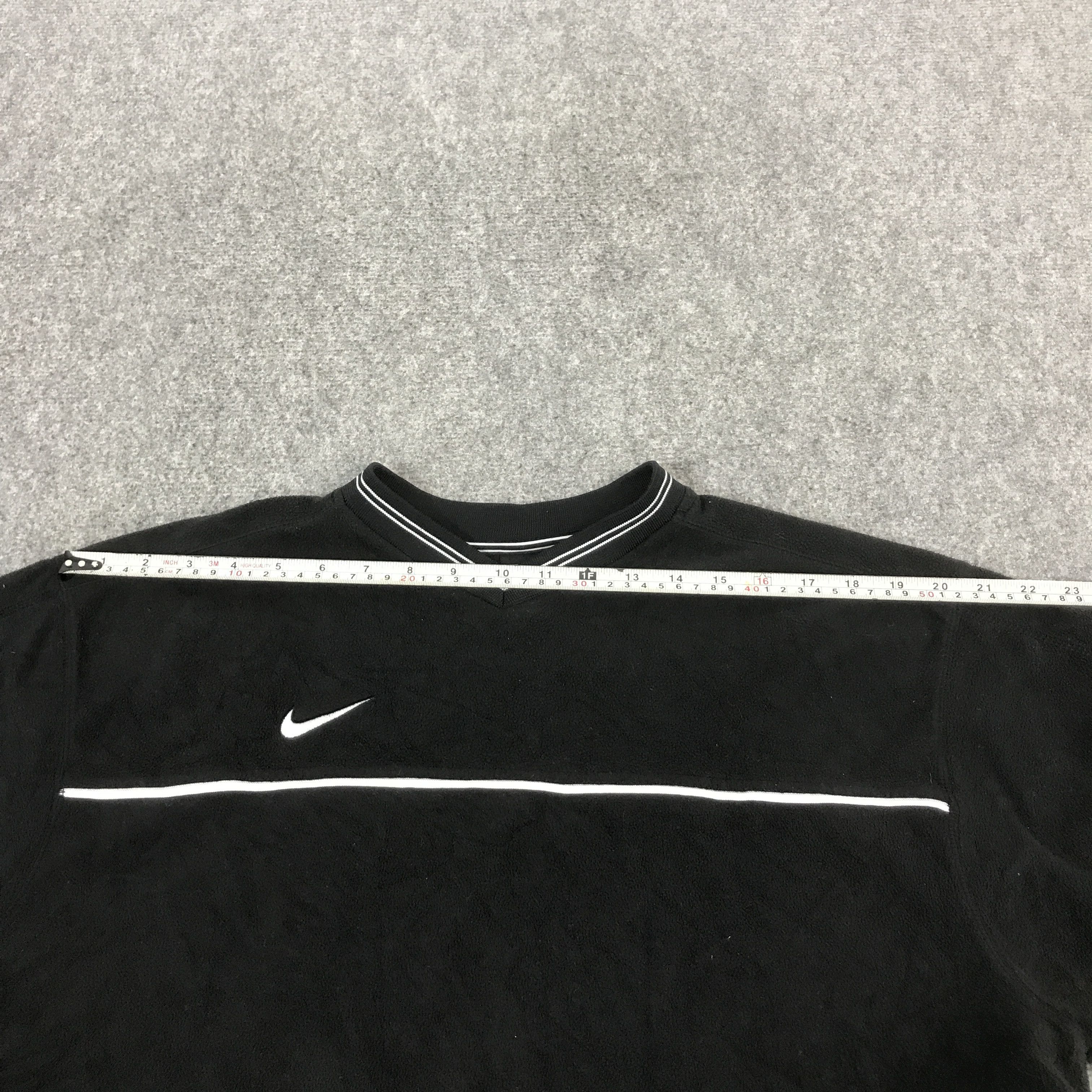 Nike Vintage Nike Team Fleece V-Neck Sweatshirt Size US L / EU 52-54 / 3 - 8 Thumbnail