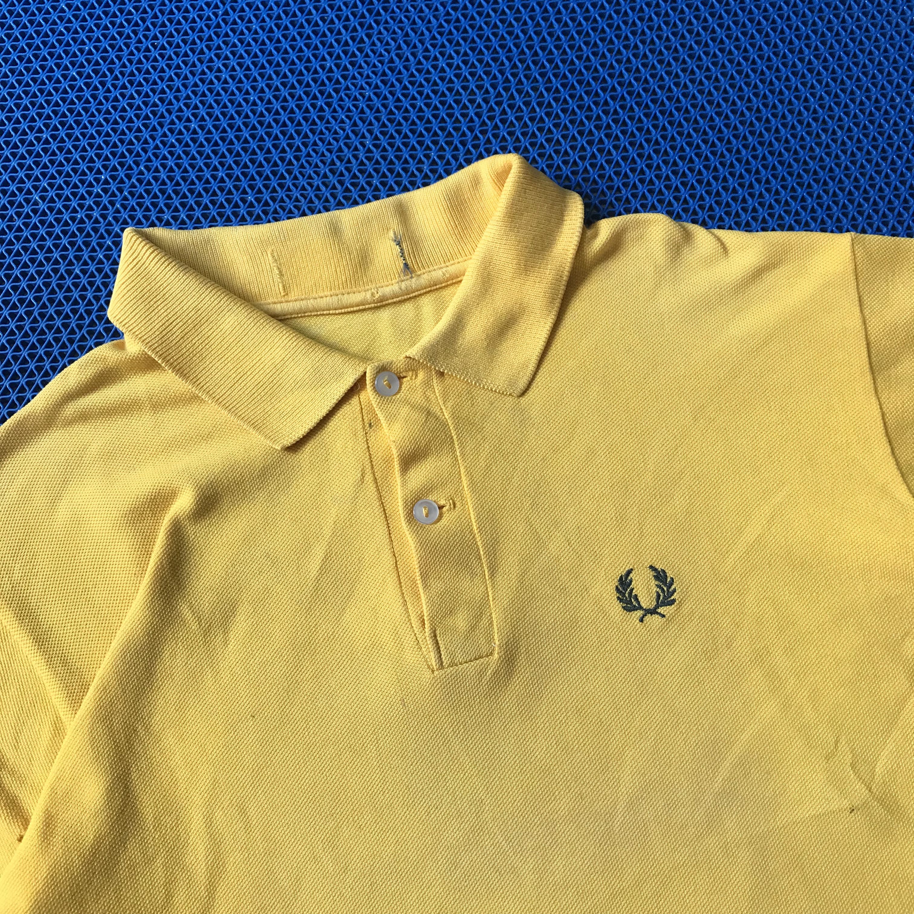 Fred Perry × Other UK × Vintage Fredperry Yellow Gold Polo shirt Size Small Basic polo Size US M / EU 48-50 / 2 - 3 Thumbnail