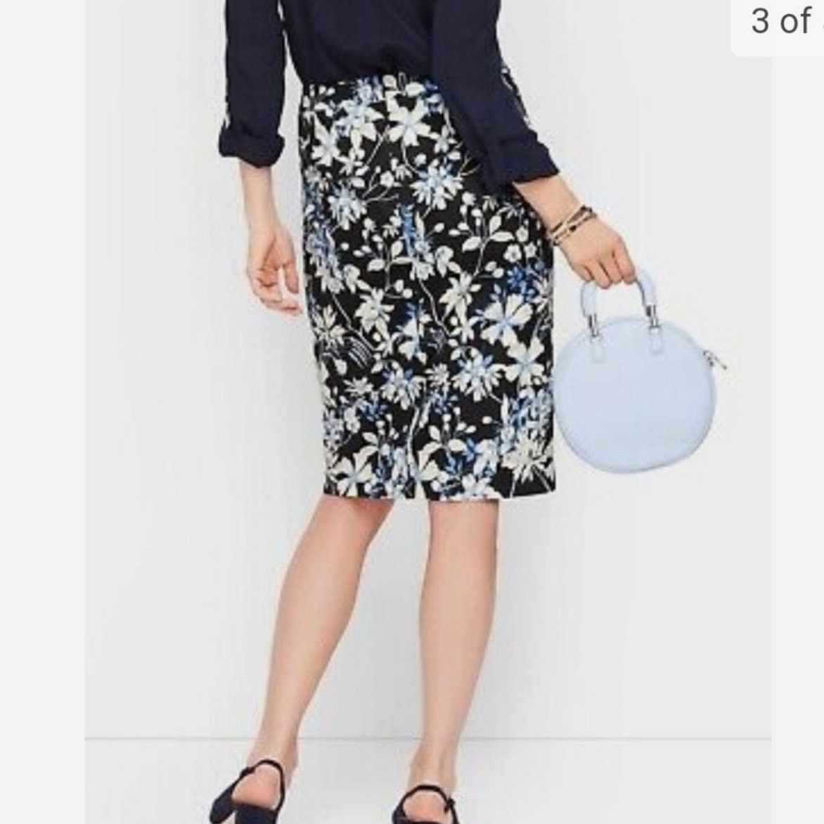 Other Talbots Floral Sateen Pencil Knee Length Skirt Petite 12 Size 34" / US 12 / IT 48 - 2 Thumbnail