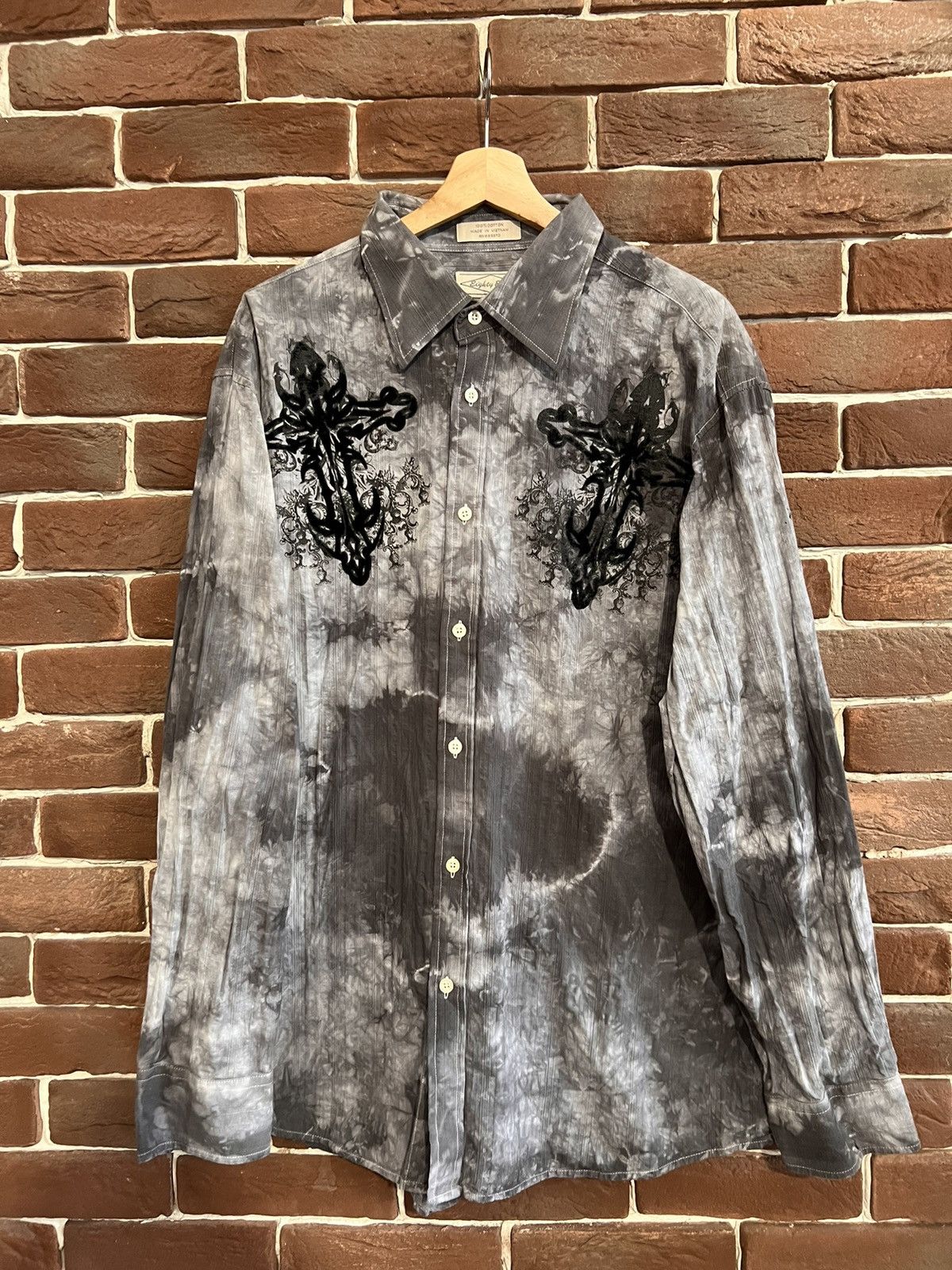 Affliction Vintage AOP Cross Button Shirt like ed hardy chrome hearts Size US XL / EU 56 / 4 - 1 Thumbnail