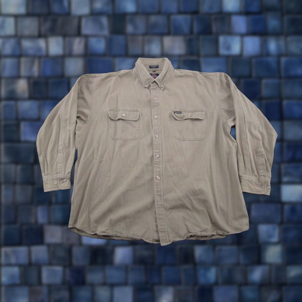 Dickies VINTAGE Dickies Men's Long-Sleeve Work Shirt Beige Canvas Button Up 2XL 90s Mens Shirts Beige 90s Workwear Pockets Wrinkle Resistant Button-Up Size US XXL / EU 58 / 5 - 1 Thumbnail