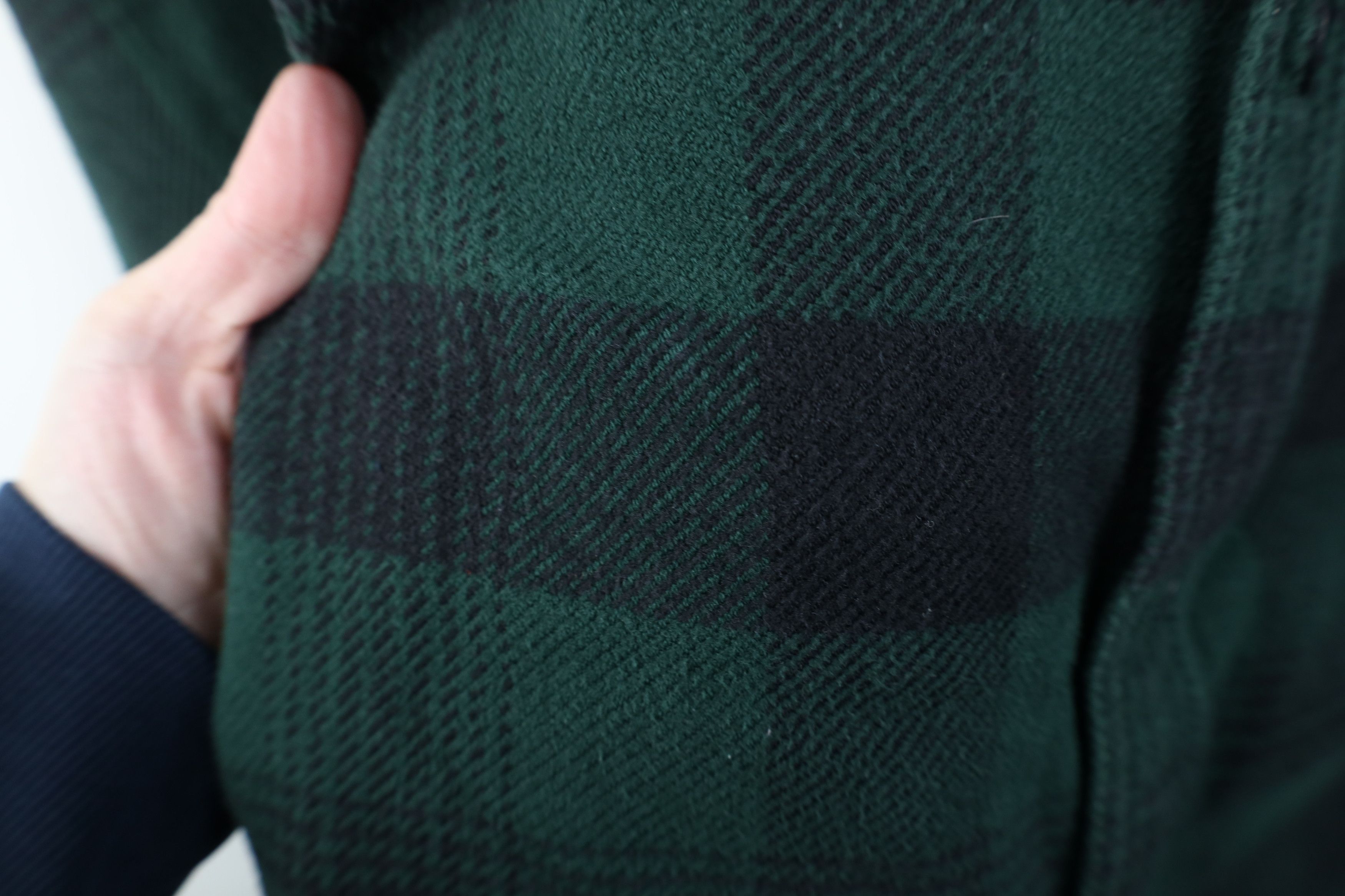 Cabelas Vintage 90s Cabelas Heavyweight Button Shirt Green Plaid Size US XL / EU 56 / 4 - 4 Thumbnail