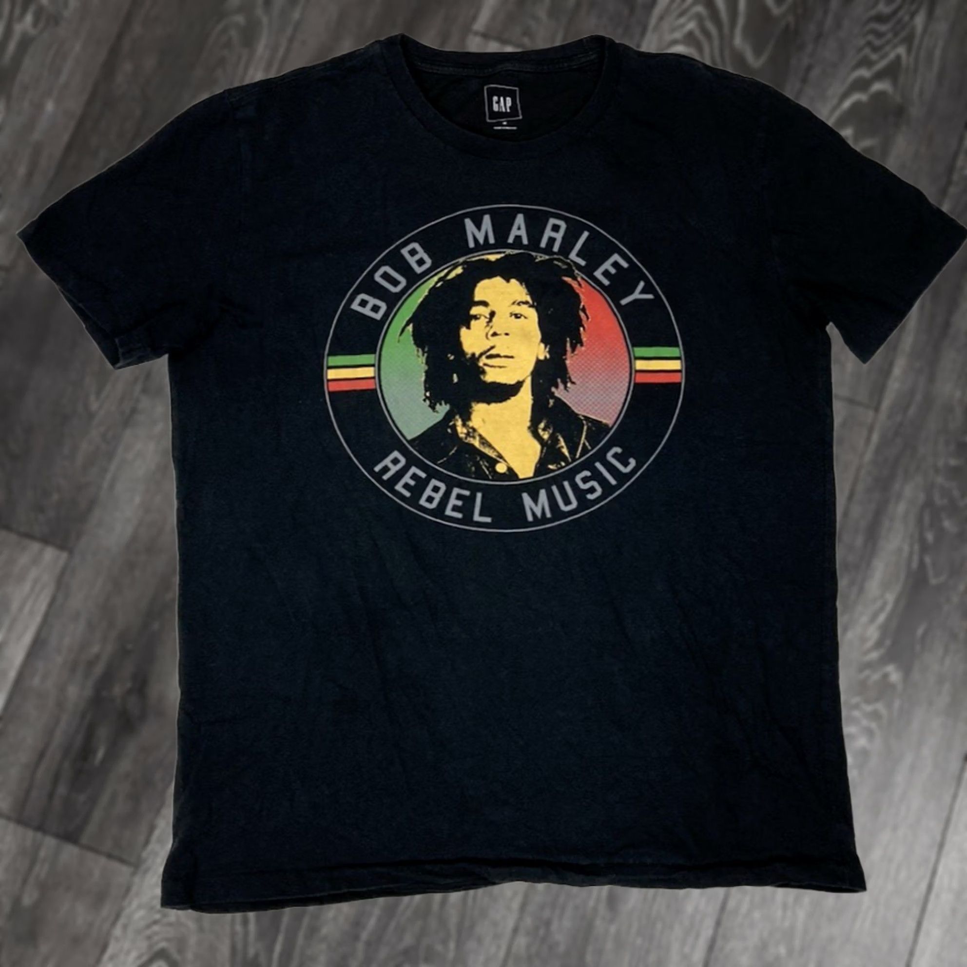 Gap Gap Bob Marley Graphic T-shirt Women Medium Black Short Sleeve Crew Neck Pullover Casual Music Retro 104 Size M / US 6-8 / IT 42-44 - 1 Thumbnail