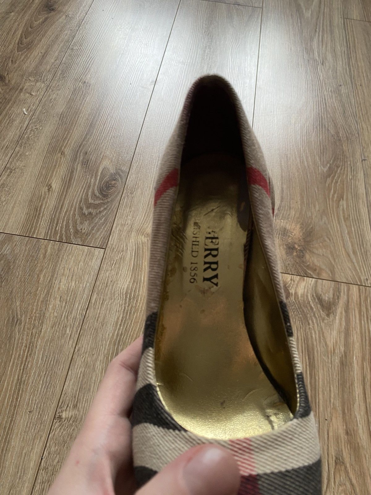 Burberry Vintage burberry heels Size US 7 / IT 37 - 2 Thumbnail