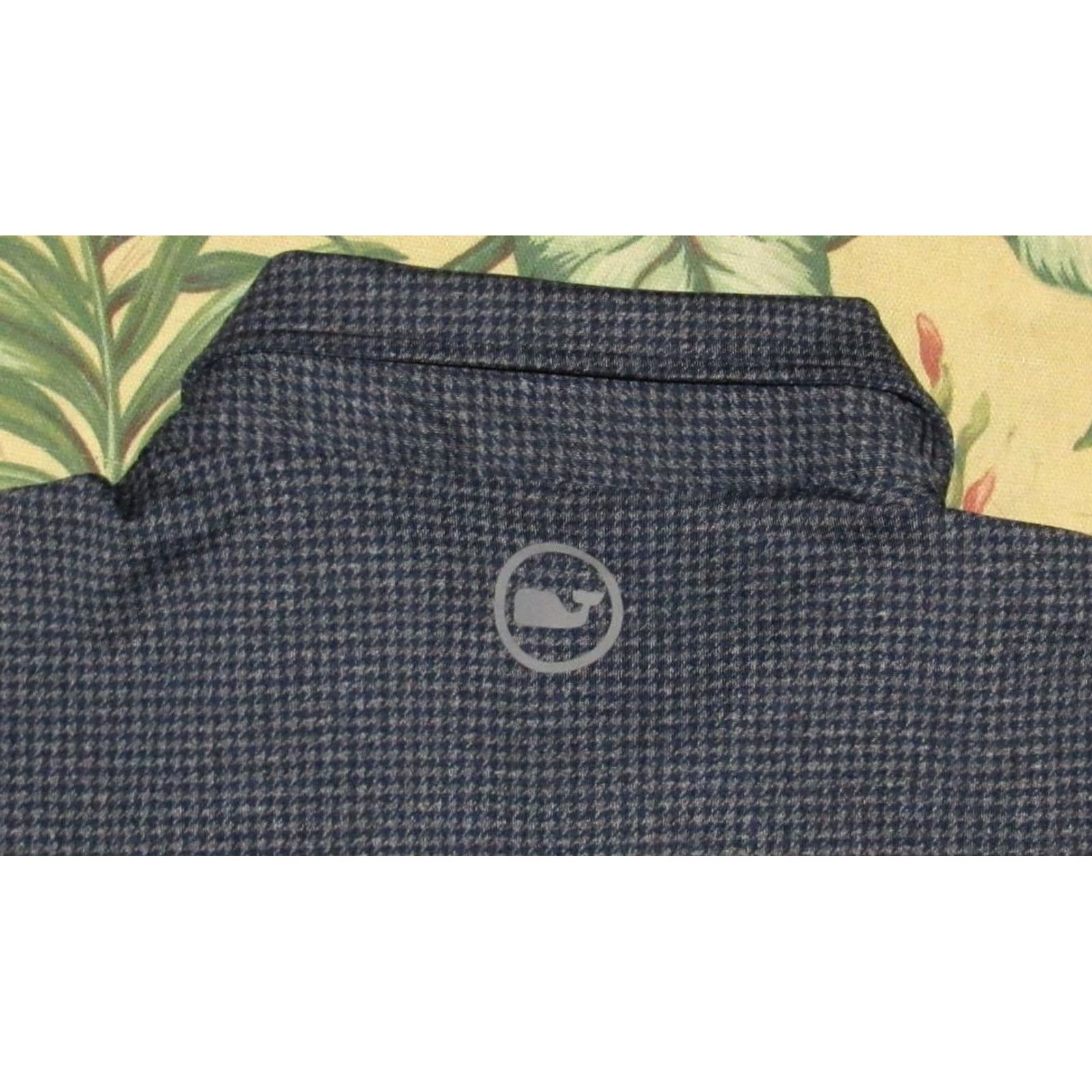 Vineyard Vines VINEYARD VINES Jim Nantz Short Sleeve Polo Shirt Emerald Bay Golf Club Large Polo Mens L Emerald Bay Golf Club Emerald Bay Golf Club Large Size US L / EU 52-54 / 3 - 3 Thumbnail