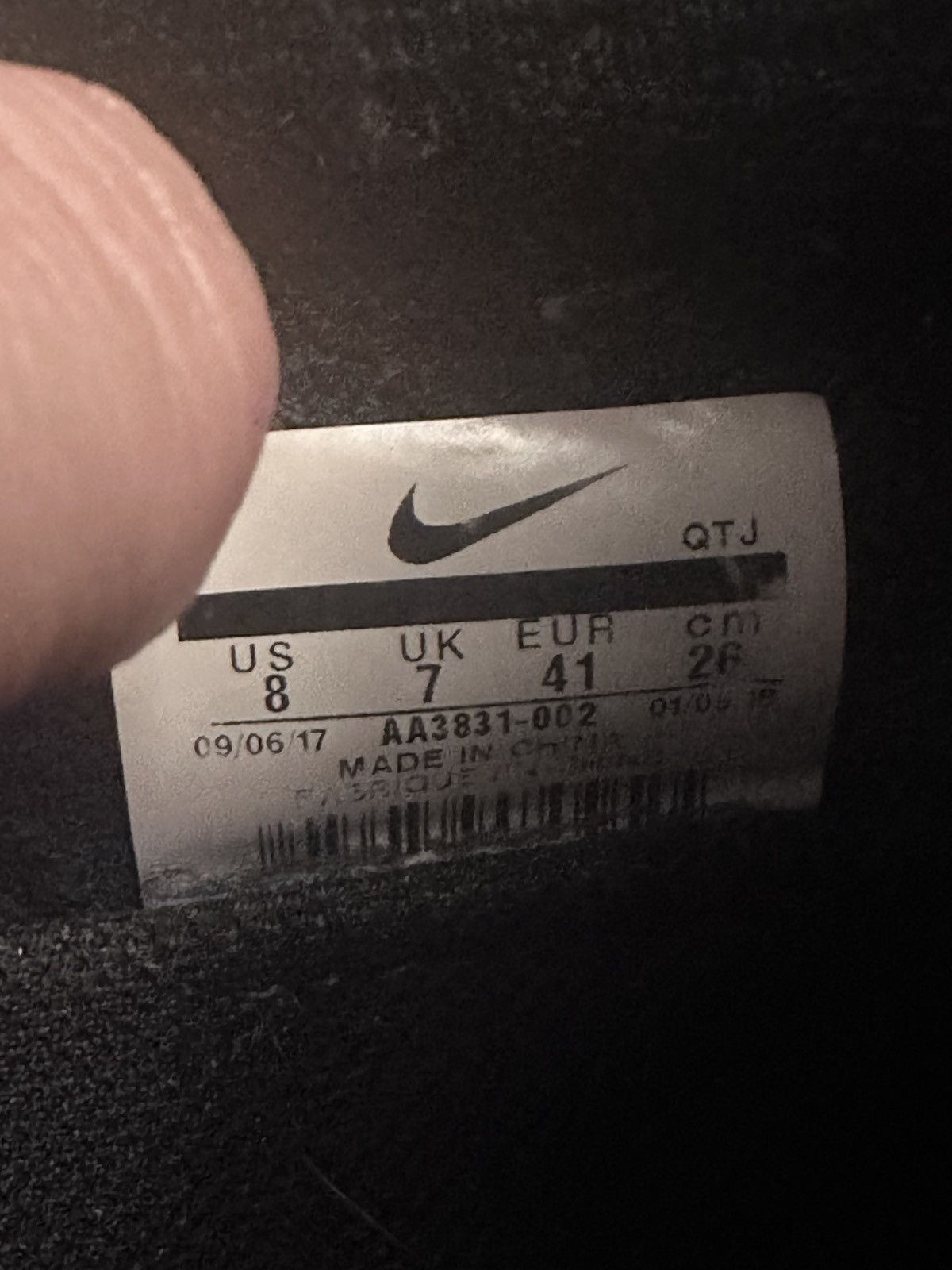 Nike × Off-White Nike Air VaporMax Off White Black (2018) Size US 8 / EU 41 - 12 Thumbnail