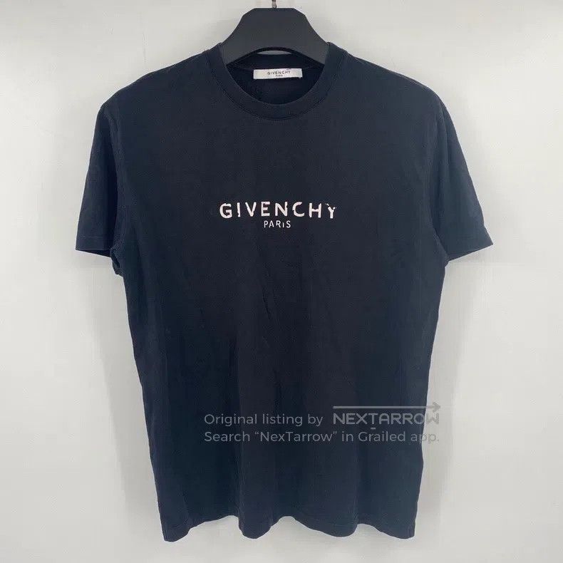 Givenchy Givenchy Distressed Letter Short Sleeve Size US XS / EU 42 / 0 - 1 Thumbnail