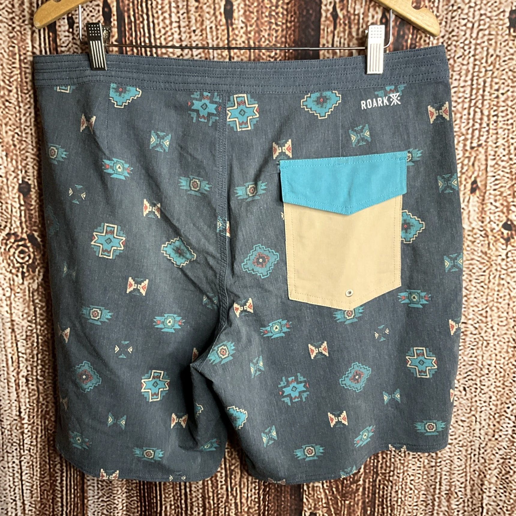 Roark Roark Board Shorts Mens 34 Aztec Print Drawstring Quick Dry Surf Beach Lightweight Blue 90s Tribal Pockets Back Pocket Mens Size US 34 / EU 50 - 2 Thumbnail