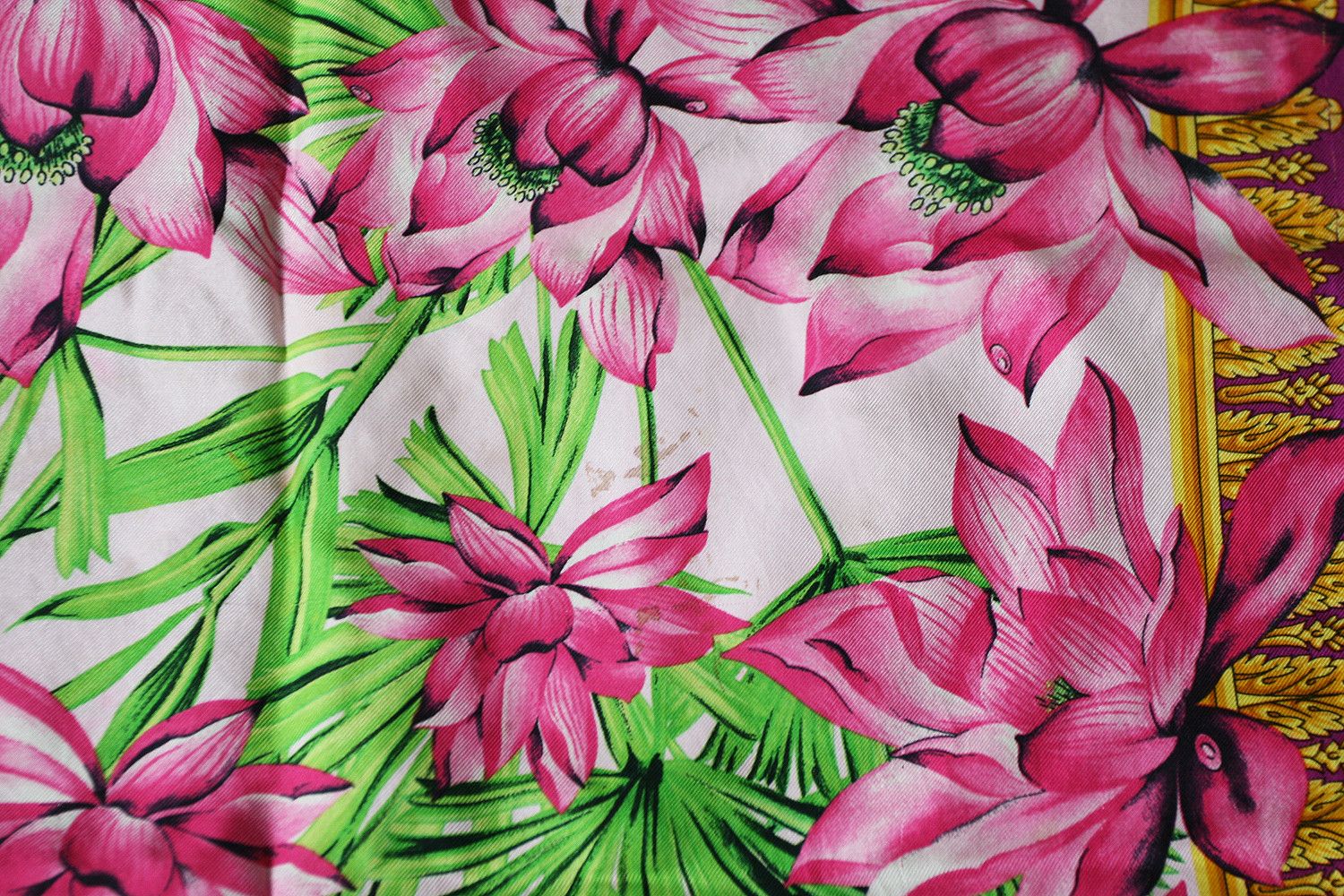 Versace Vintage Versace Italy Buddha Floral Print Silk Luxury Scarf Size ONE SIZE - 7 Thumbnail
