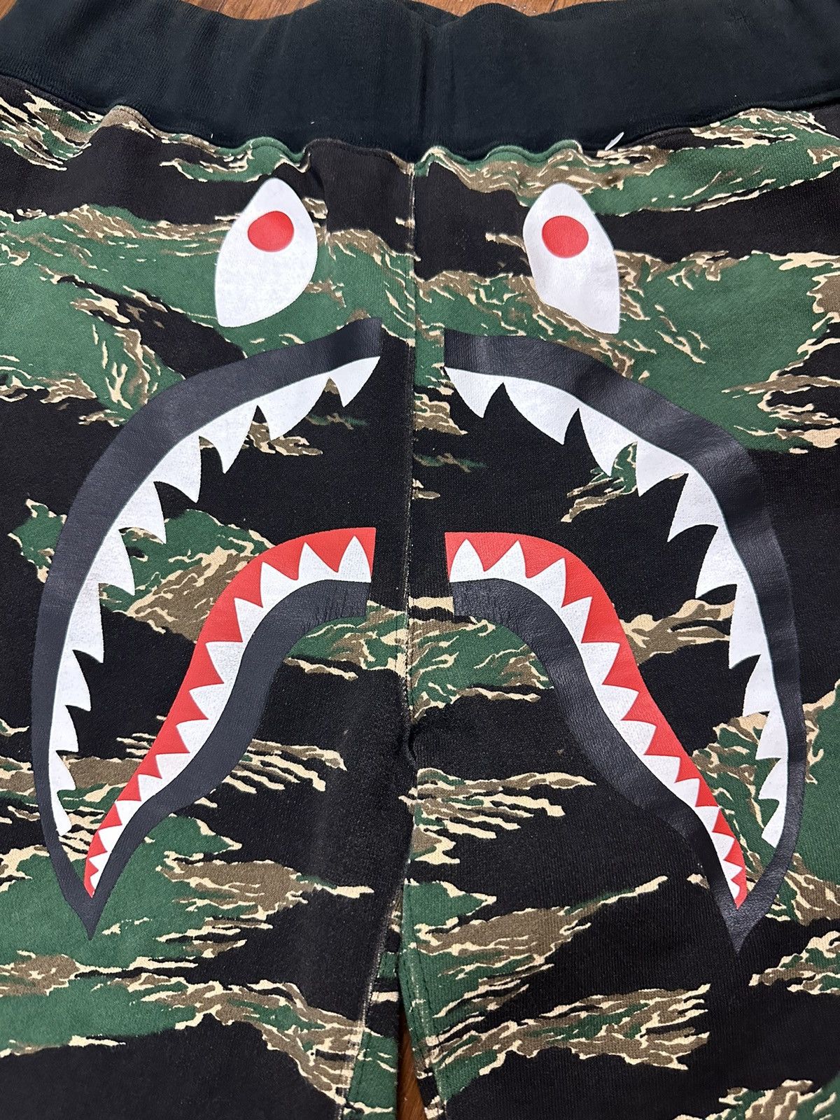 Bape Bape Shorts Shark Tiger Camo Size US 34 / EU 50 - 2 Thumbnail