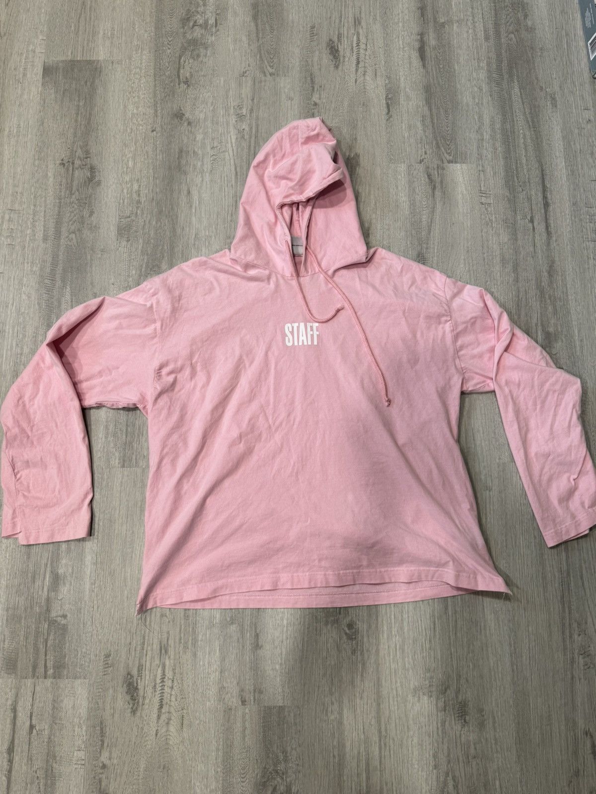 Vetements Vetements Staff hoodie SS17 Size US L / EU 52-54 / 3 - 1 Thumbnail