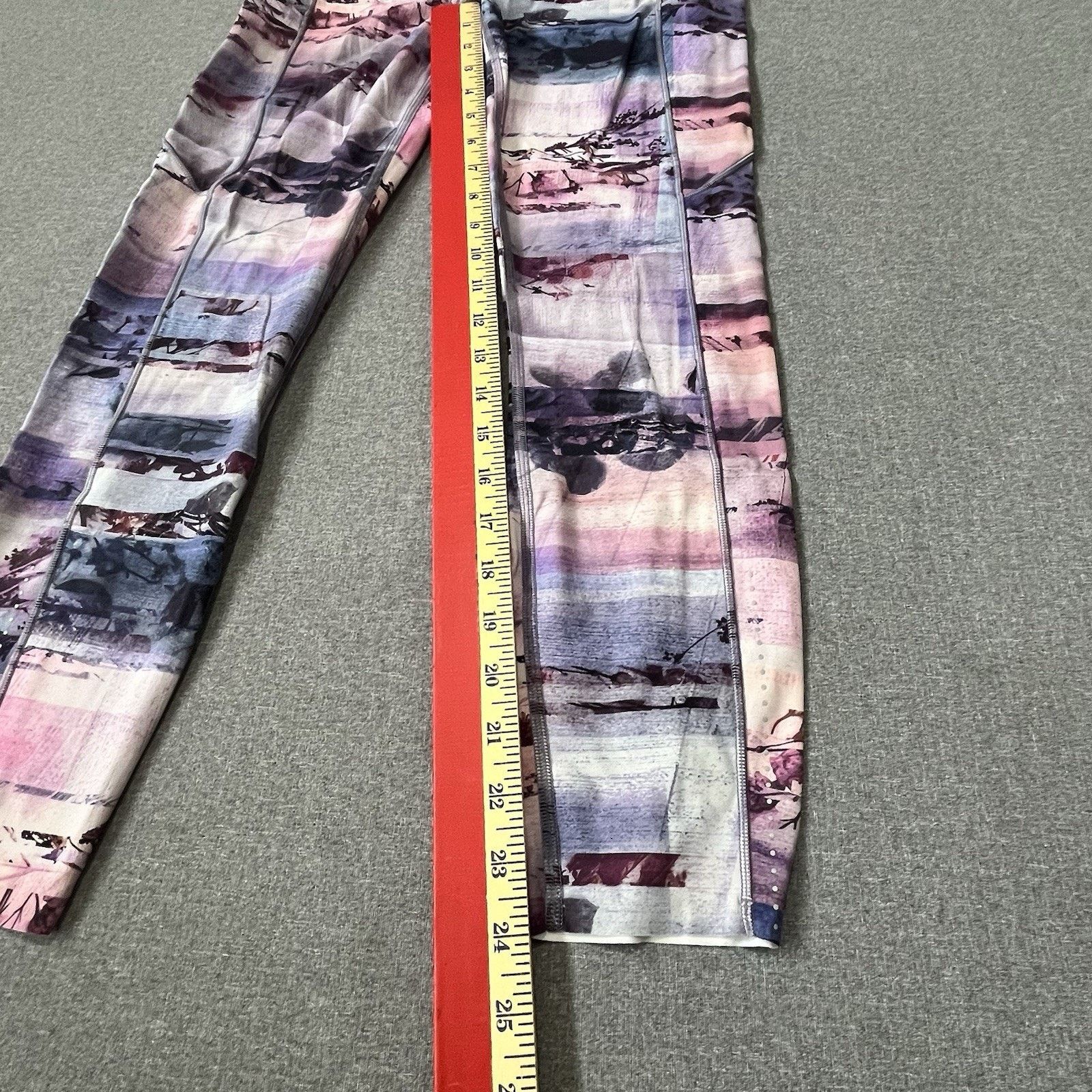 Lululemon Lululemon Leggings size 8 Fast Free Tight II Nulux Sunrise Size 30" / US 8 / IT 44 - 5 Thumbnail