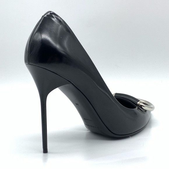 Burberry BURBERRY Flanagan Pointed Toe Pump in Black Leather Size US 7.5 / IT 37.5 - 8 Thumbnail
