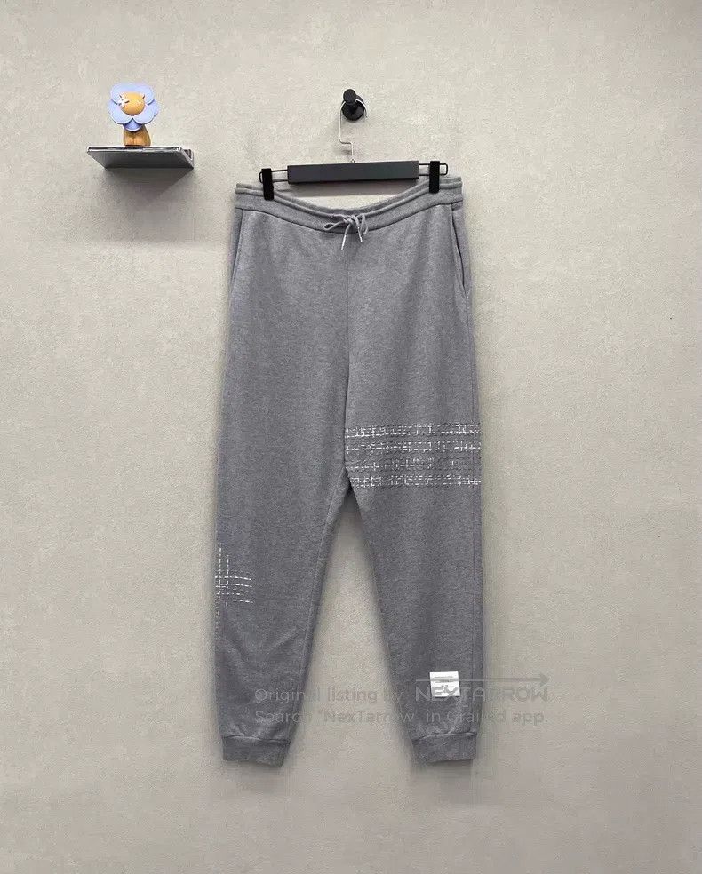 Thom Browne Thom Browne size 3 Grey Embroidered Sweatpants Size US 28 / EU 44 - 1 Thumbnail