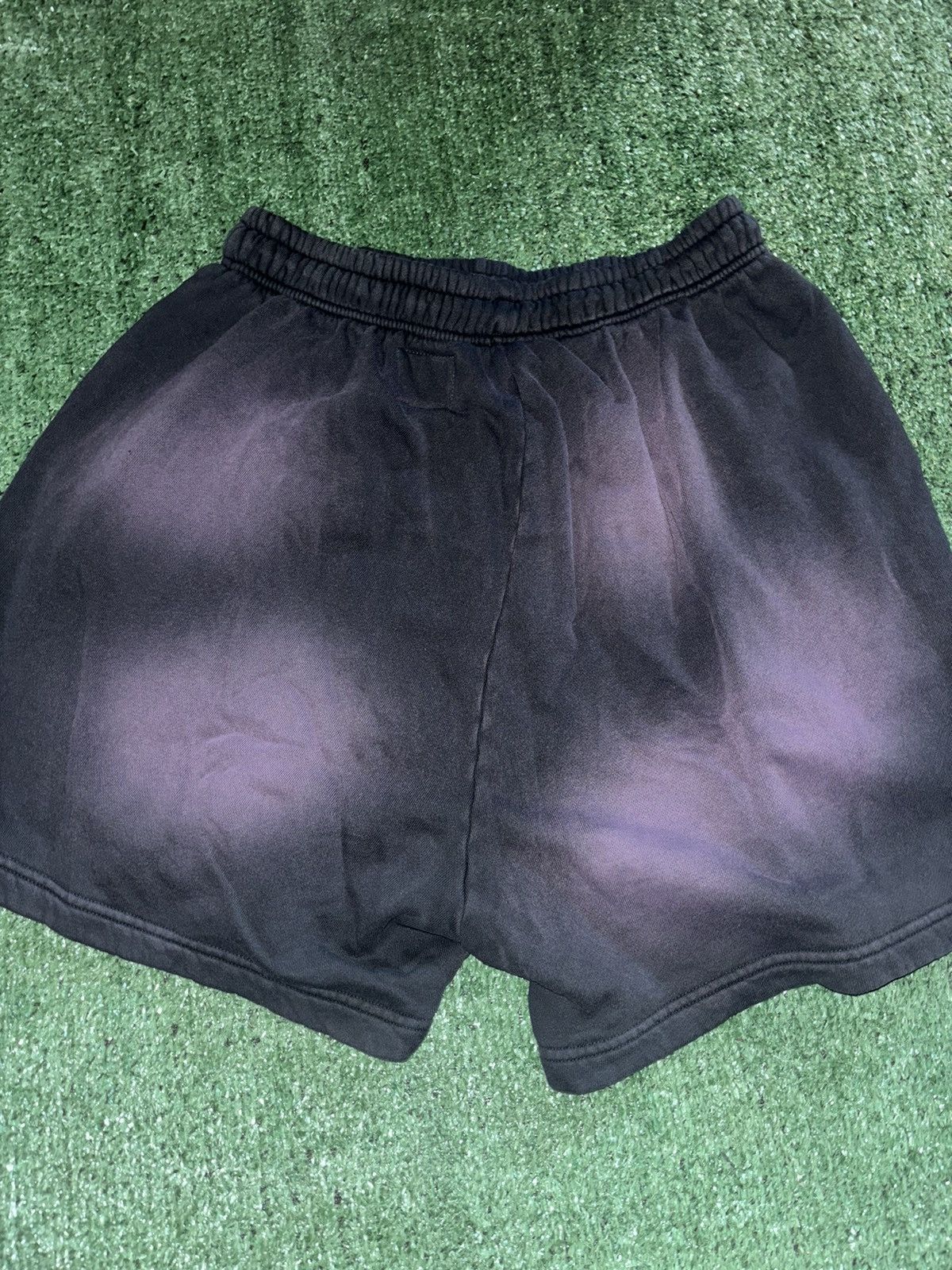 HELLSTAR Hellstar Black Purple Red Flame Shorts Size US 34 / EU 50 - 2 Thumbnail