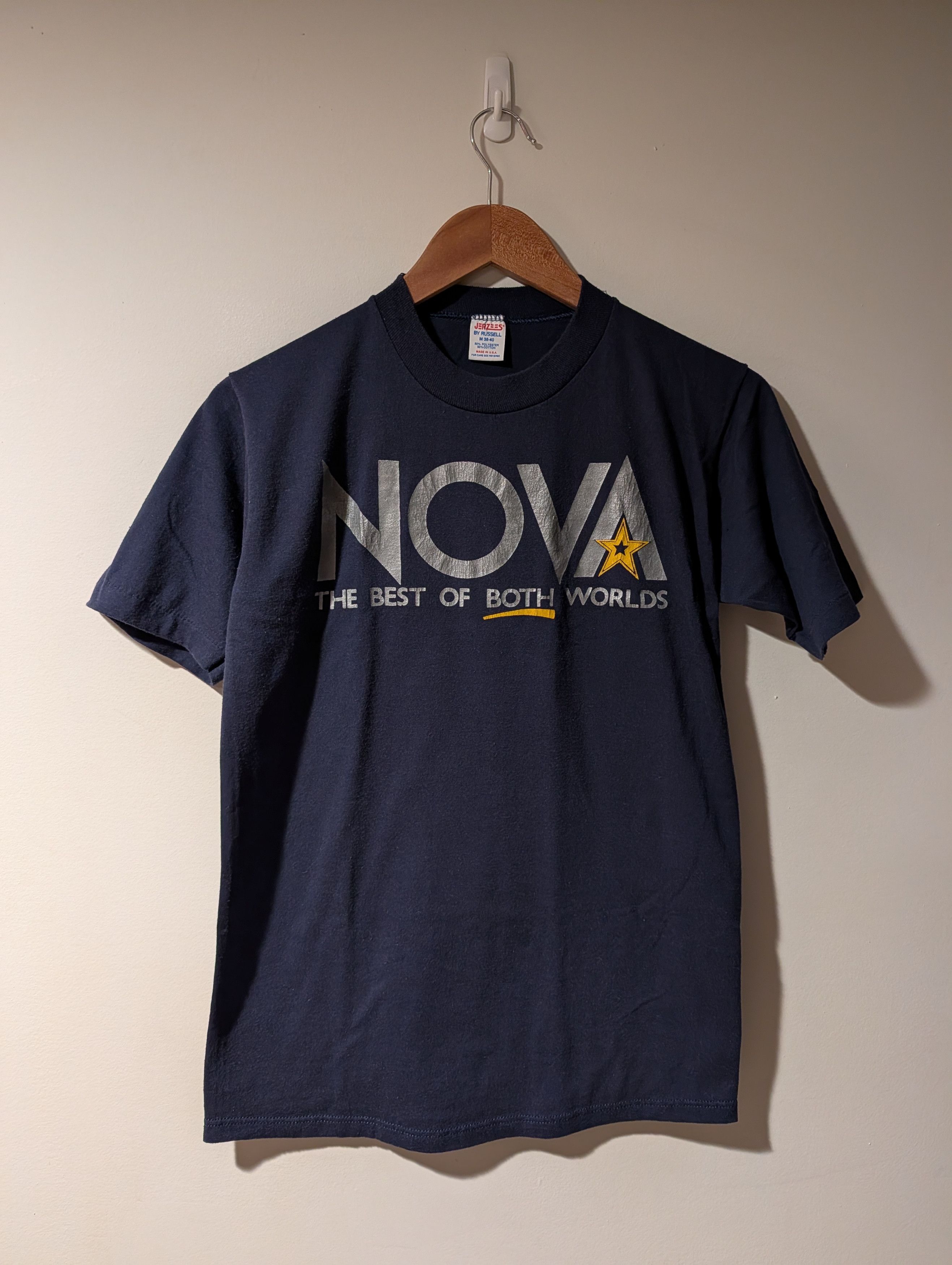 Chevrolet Vintage 1980s NOVA The Best of Both World Chevrolet T-Shirt Size US M / EU 48-50 / 2 - 1 Thumbnail