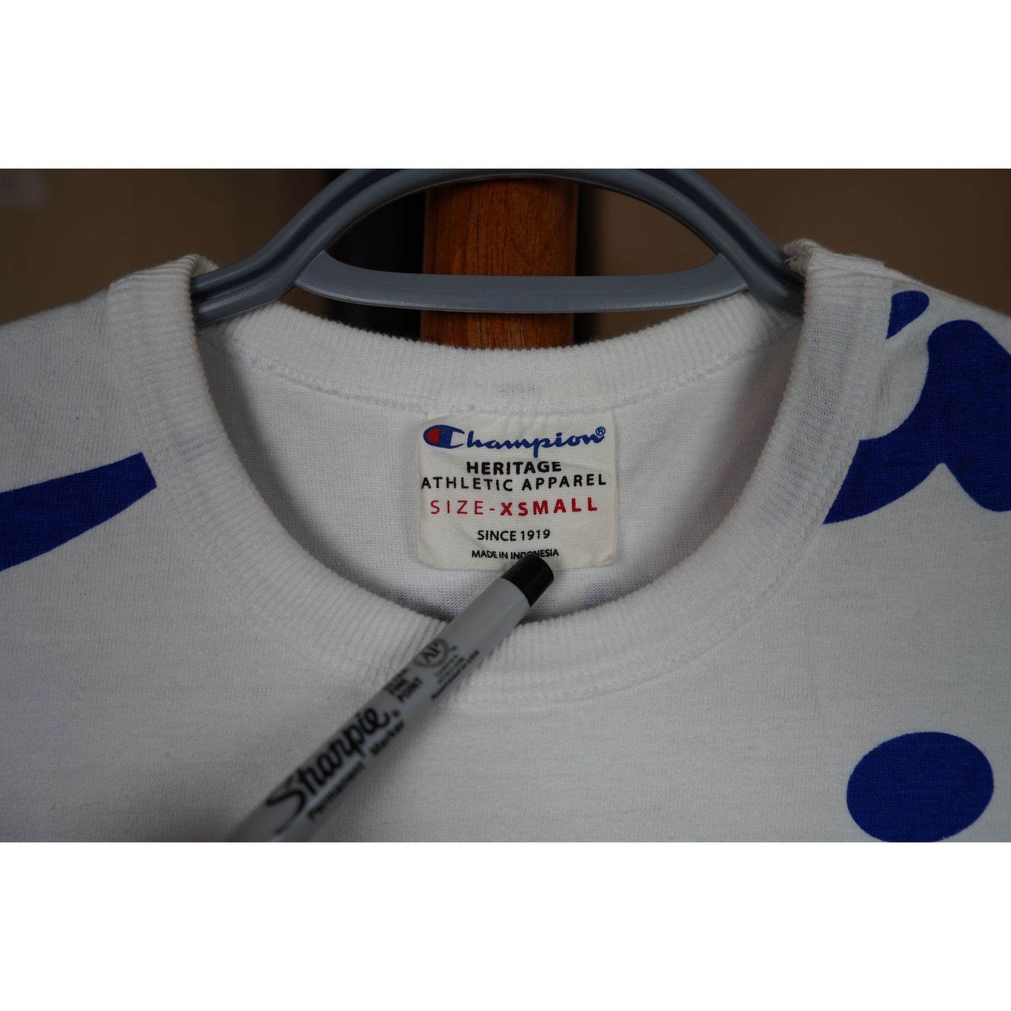 Champion Women's XS Champion White/Blue Athletic Tshirt #442 Size XS / US 0-2 / IT 36-38 - 6 Thumbnail
