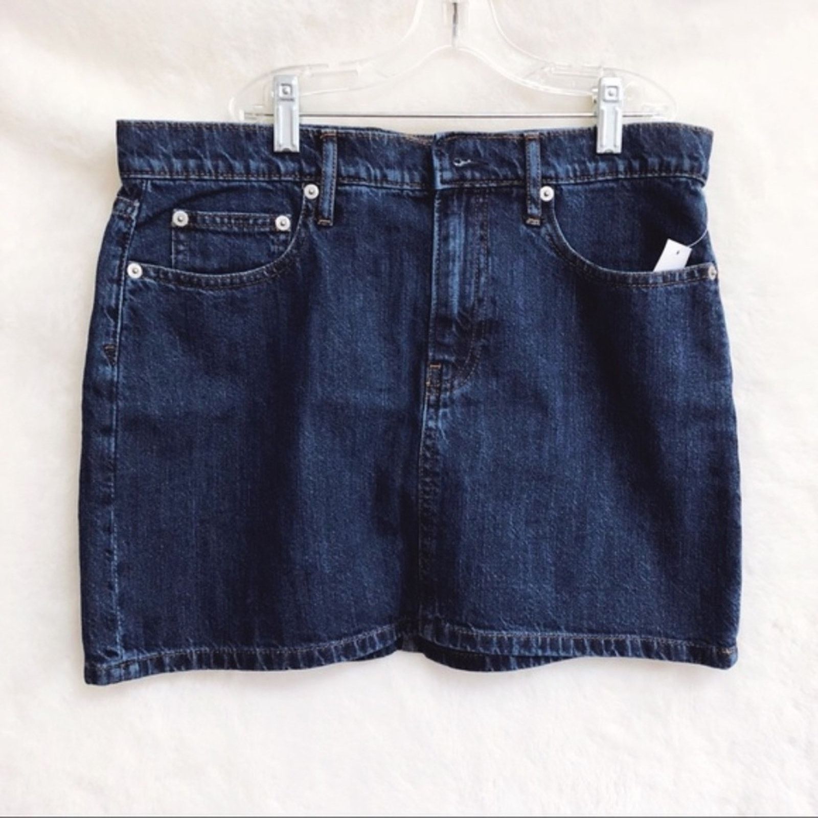 Gap GAP Blue Dark Wash 5-Pocket Denim Mini Skirt Size 28" / US 6 / IT 42 - 1 Thumbnail