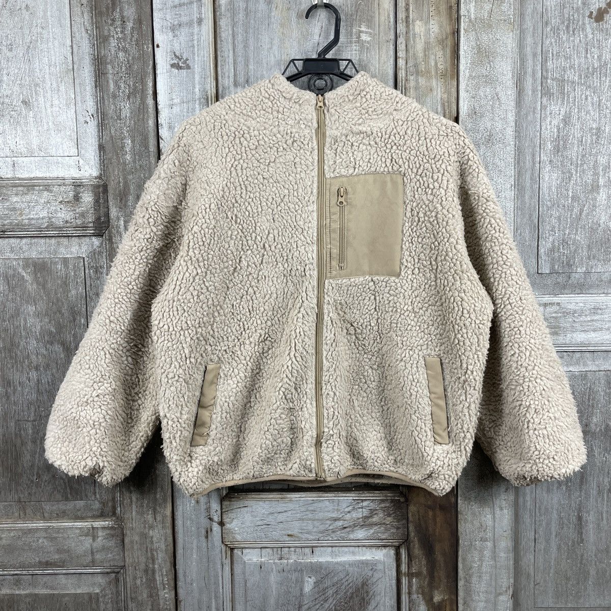 Japanese Brand × Uniqlo × Vintage Vintage Japanese Brand Fun Fleece Sherpa Jacket Size US M / EU 48-50 / 2 - 2 Thumbnail