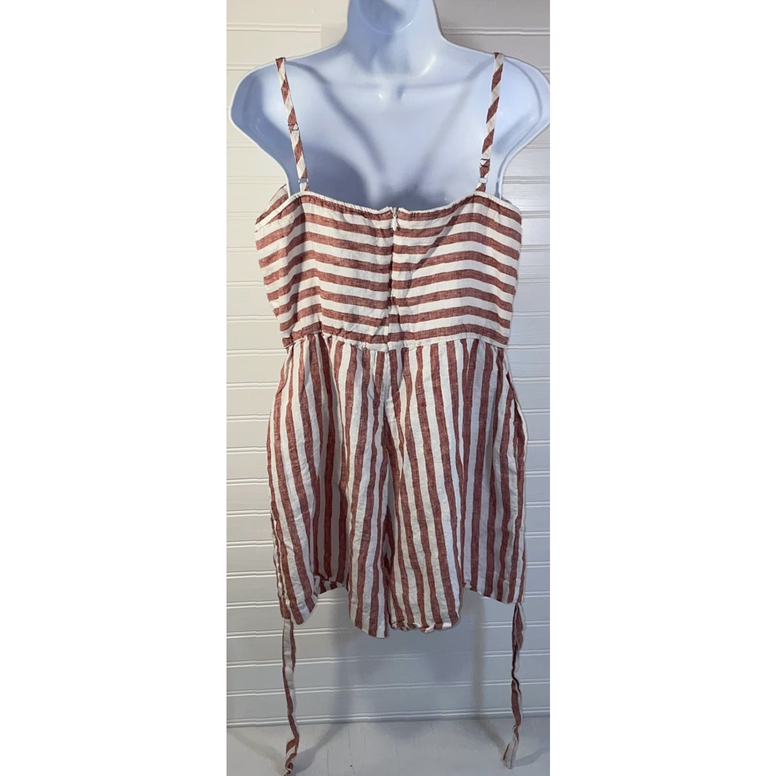 Vintage C&C California Romper Size 8 100% Linen Light Maroon White Stripes Spaghetti Strap Sleeveless Wide-Leg Casual Adult Womens Regular Fit Vintage: No Size 30" / US 8 / IT 44 - 2 Thumbnail