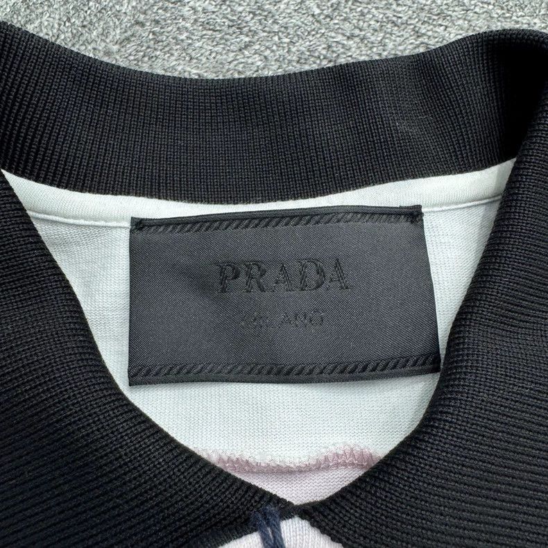 Prada PradaColor-matched stitching short sleeves 2503-Nextarrow Size US M / EU 48-50 / 2 - 2 Thumbnail