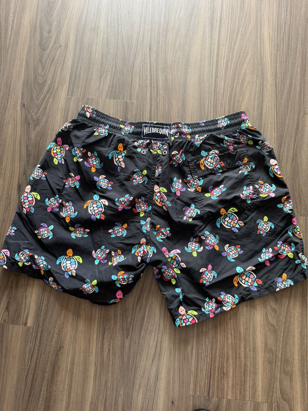 Vilebrequin Vilebrequin Men’s Turtle Print Swim Trunks XXL Worn Twice Size US 36 / EU 52 - 2 Thumbnail