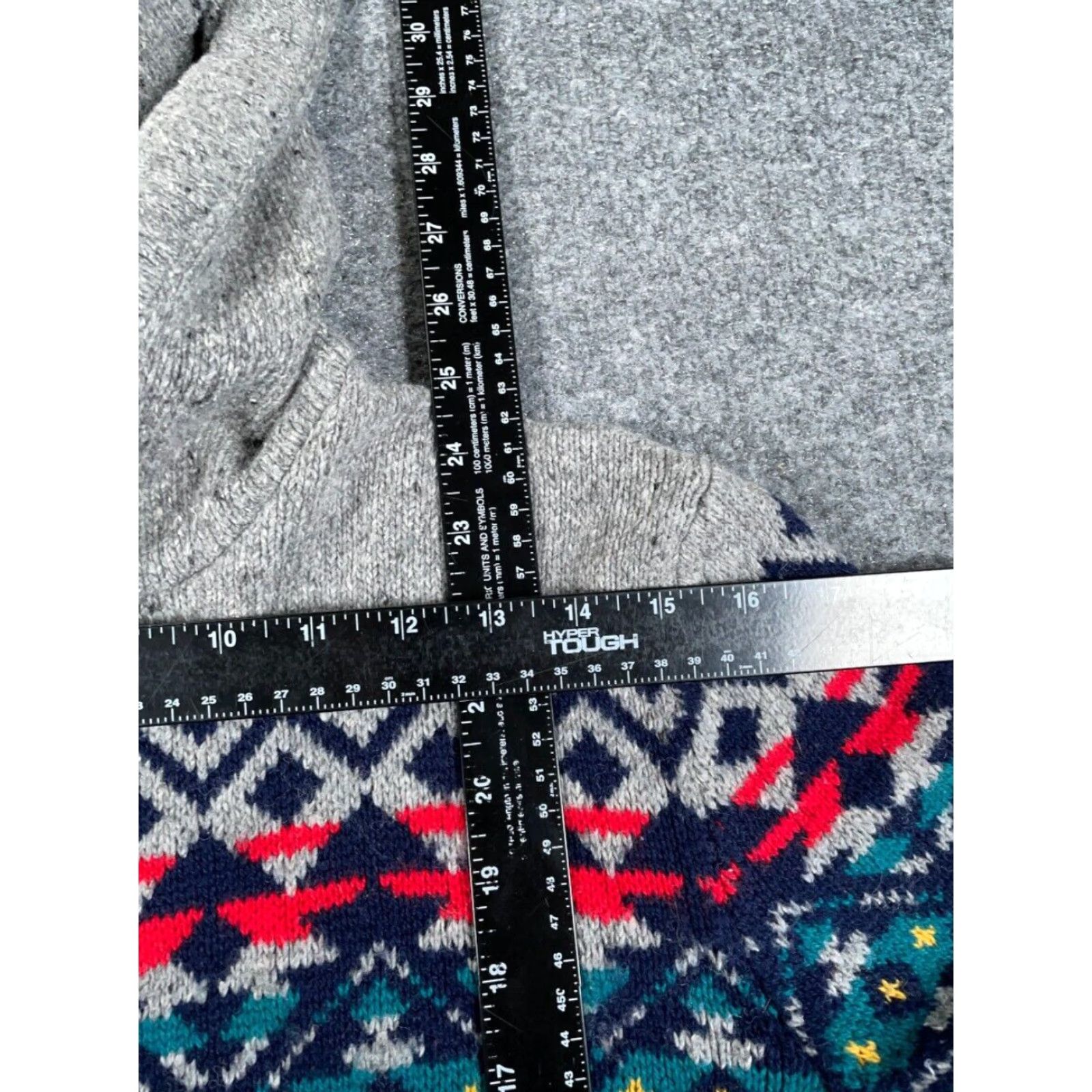 American Eagle Outfitters American Eagle Outfitters Geometric Pattern Hooded Pullover Sweater Adult Small Gray Cotton Acrylic Aztec Tribal 90s Size US S / EU 44-46 / 1 - 5 Thumbnail