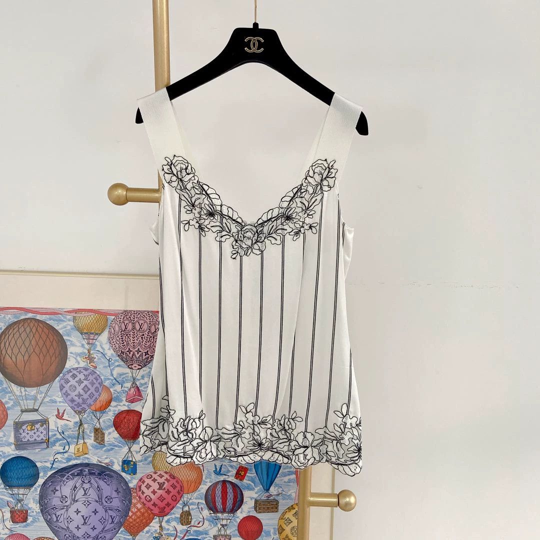 Ermanno Scervino Ermanno Scervino pre-owned camisole top size 40 Size S / US 4 / IT 40 - 1 Thumbnail
