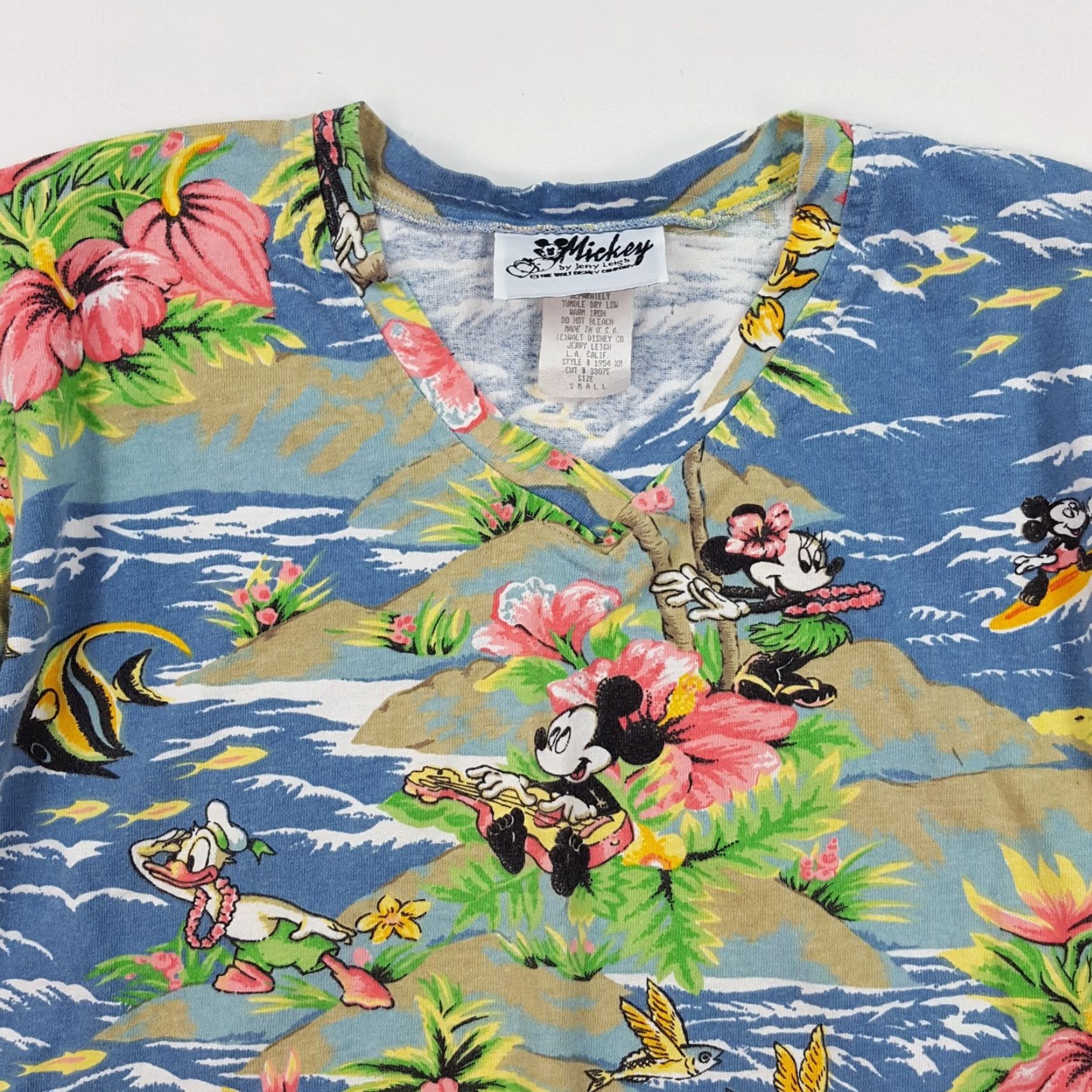 Vintage VINTAGE Hawaiian Mickey Mouse Small Disney Cartoon Short Sleeve T Shirt Top Beach Summer Aloha Tropical Womens XS? Size S / US 4 / IT 40 - 2 Thumbnail