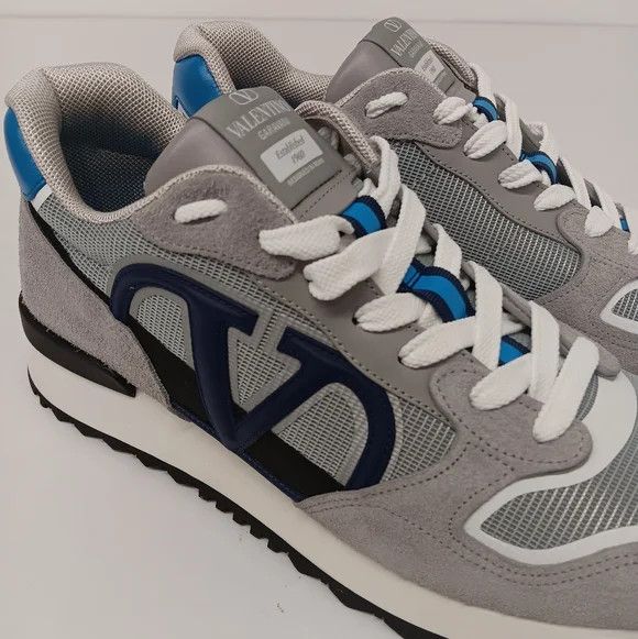 Valentino Valentino VLogo Pace Ash Gray Low Top Sneakers - EU44 US11 Size US 11 / EU 44 - 9 Thumbnail