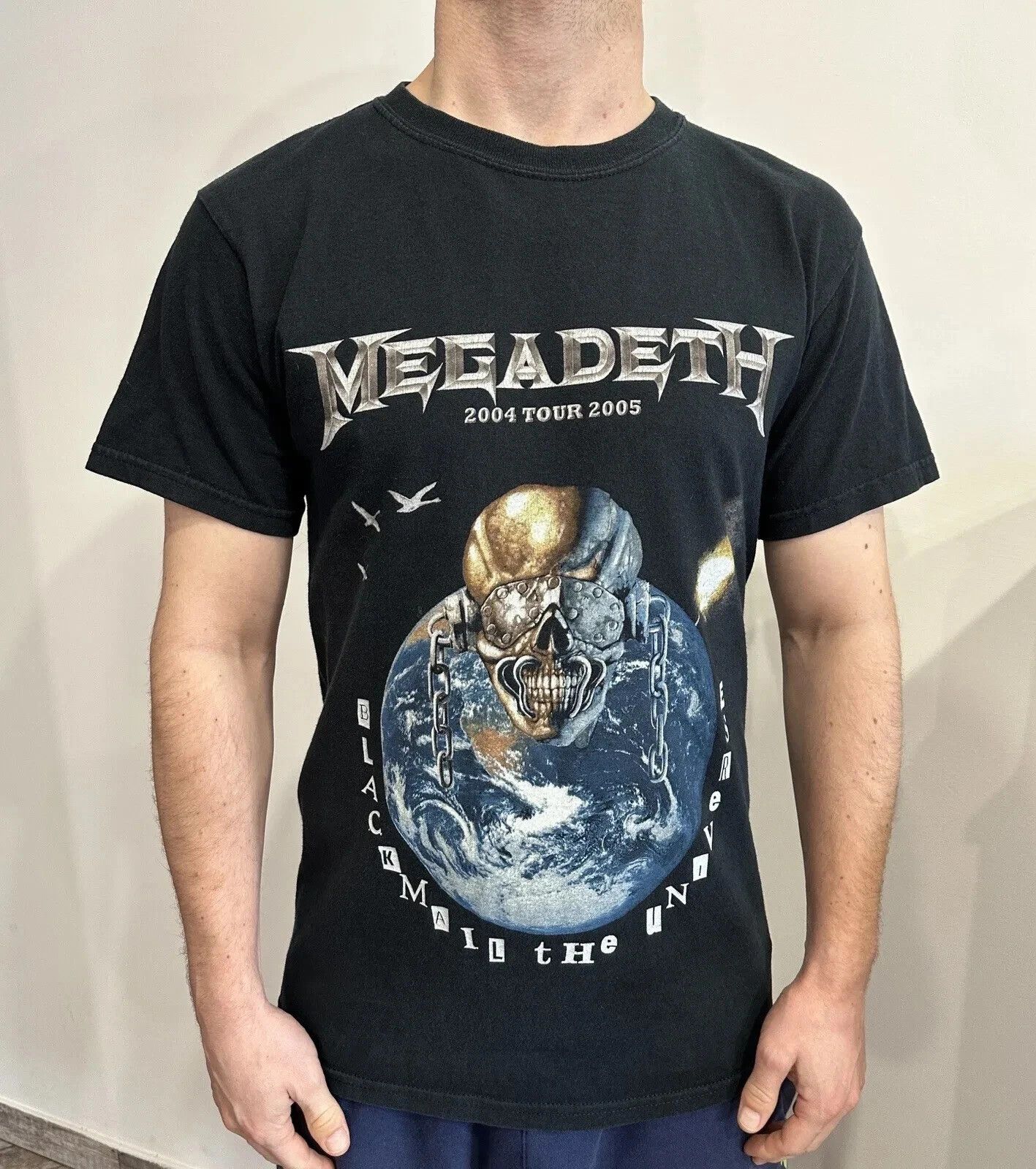 Gildan VINTAGE 2000s MEGADETH 2004 2005 TOUR CONCERT BAND T-SHIRT Size US S / EU 44-46 / 1 - 4 Thumbnail