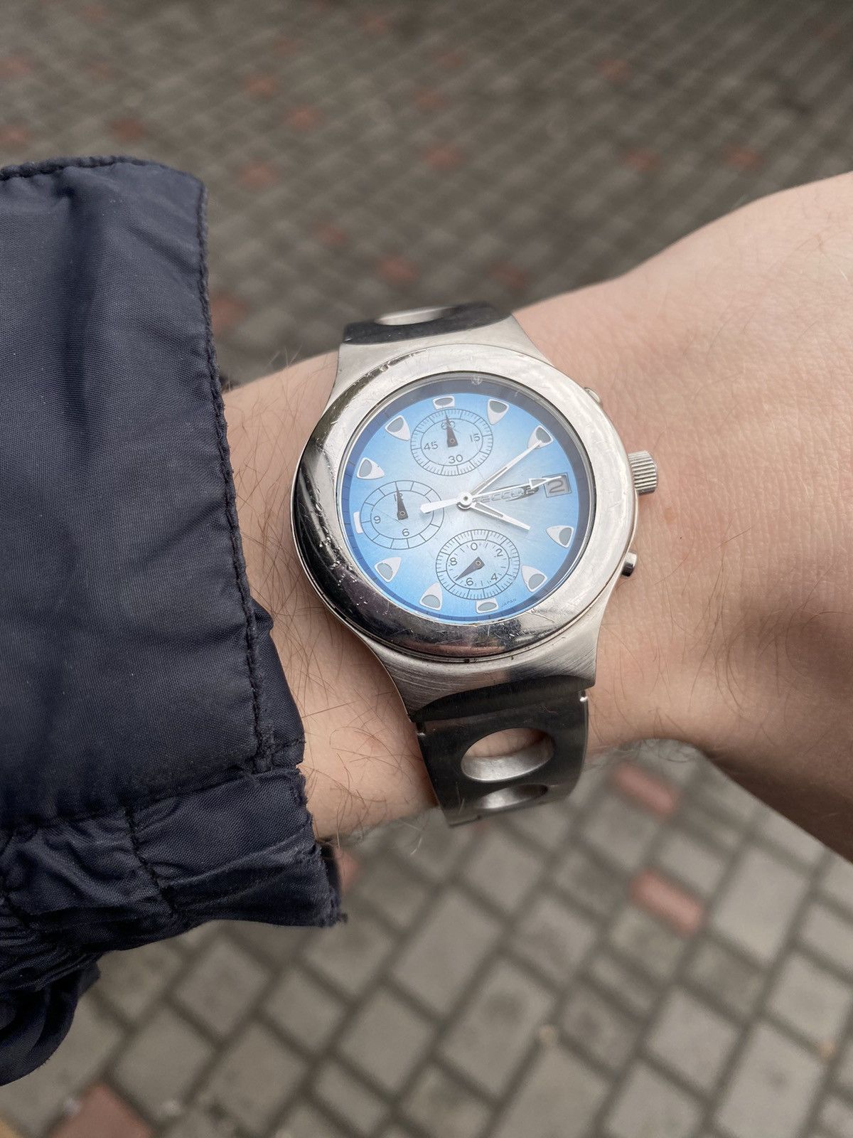 Japanese Brand × Vintage Sporty Chronograph Watch with Blue Dial, Japanese Brand Size ONE SIZE - 2 Thumbnail