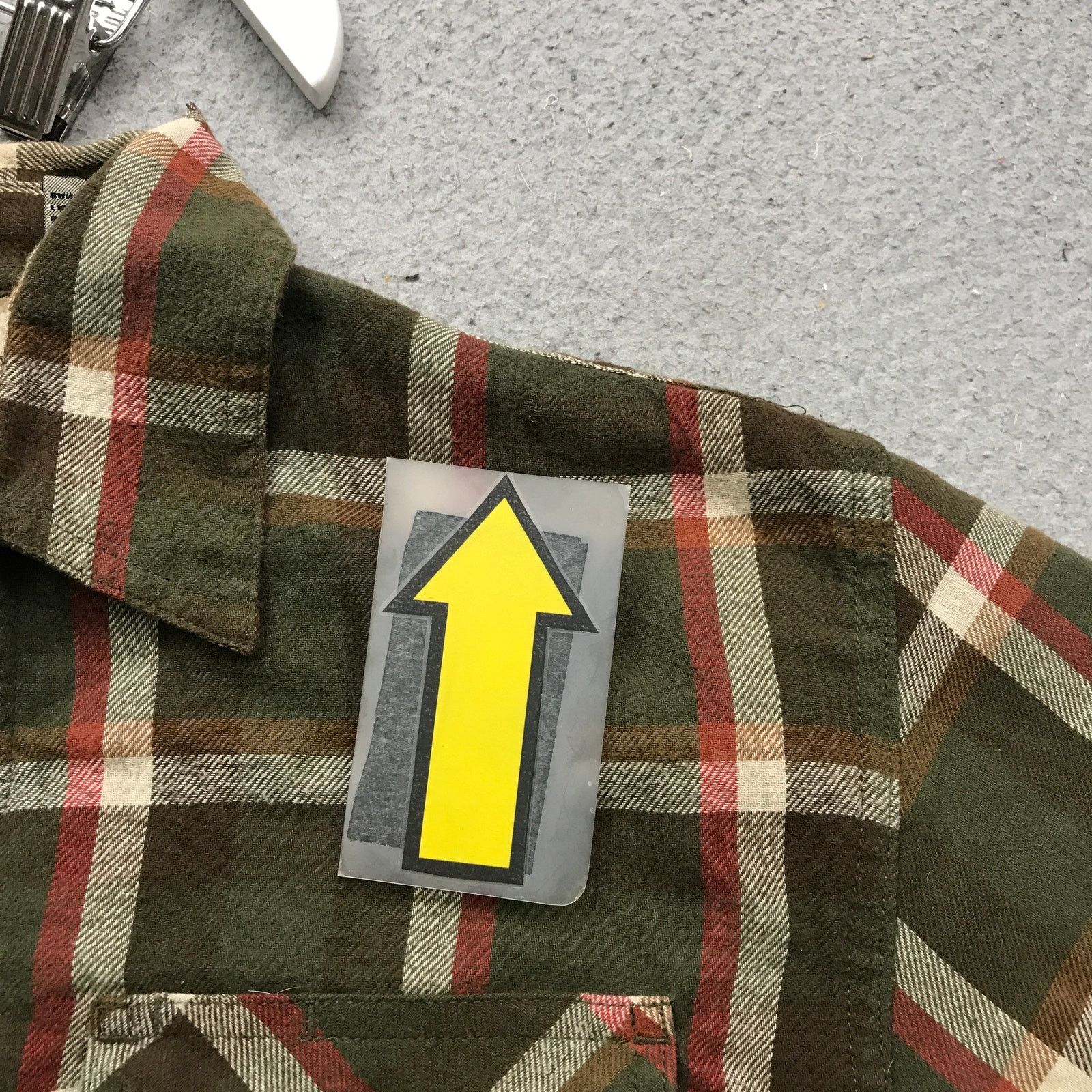 Wrangler Wrangler Flannel Plaid Button Shirt Mens Medium Green Red Size US M / EU 48-50 / 2 - 11 Thumbnail