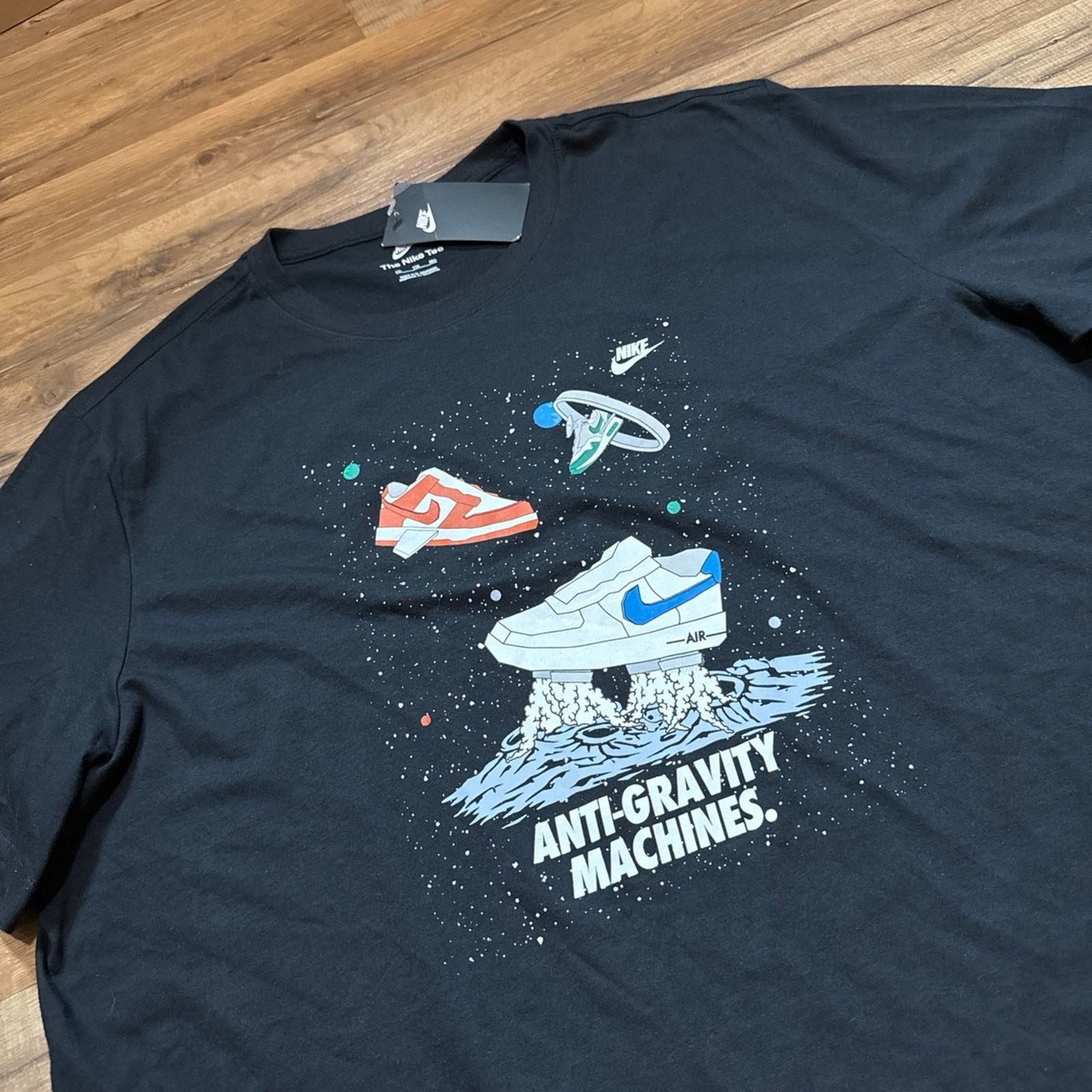 Nike 2017 Nike Anti-Gravity Machines Short Sleeve Shirt Size US XXL / EU 58 / 5 - 2 Thumbnail